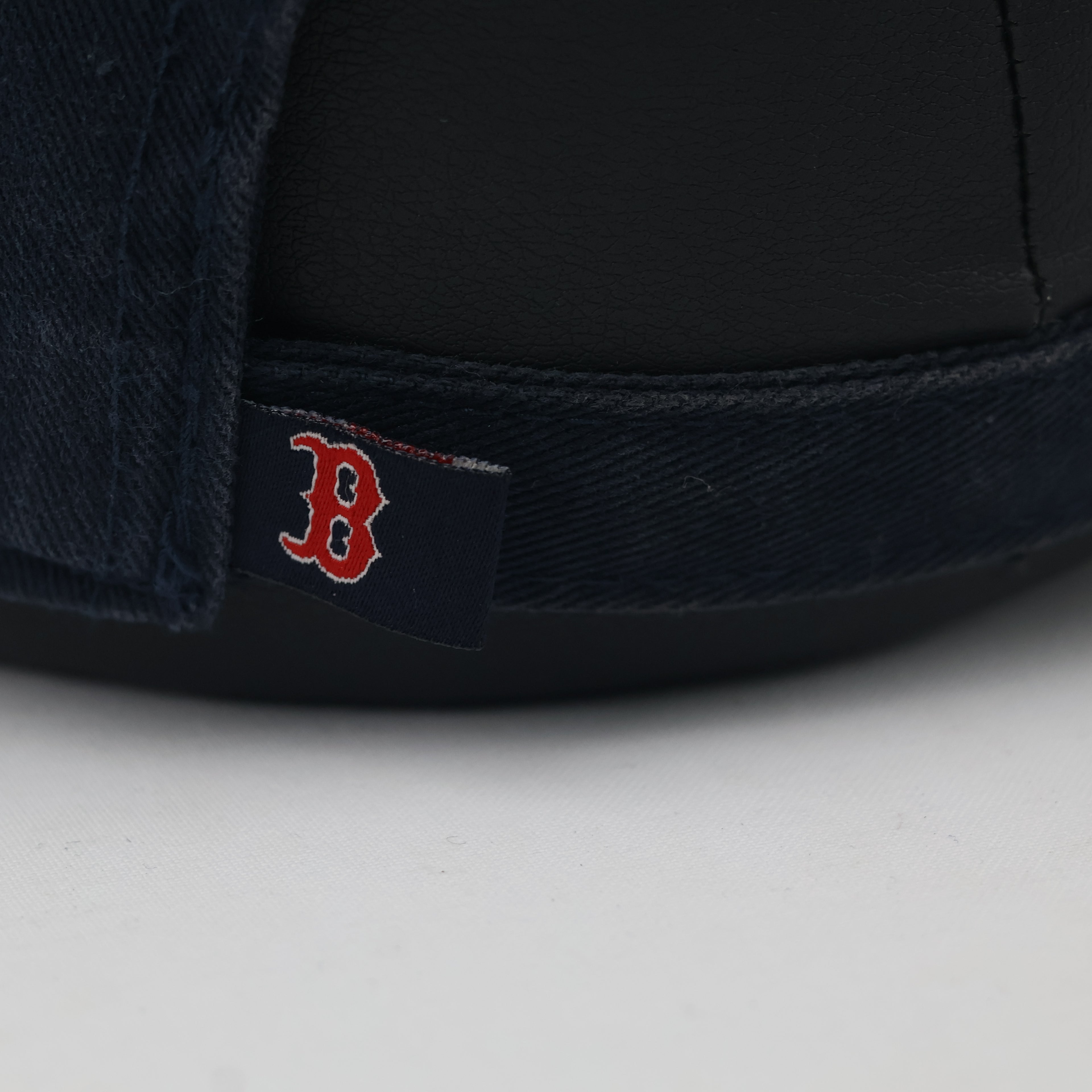Thrifted '47 Brand MLB Boston Red Sox Embroidered Navy Cap