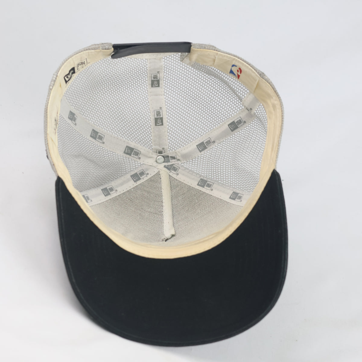 Thrifted New Era Toronto Raptors Trucker Cap (56-57 cm) | 10706