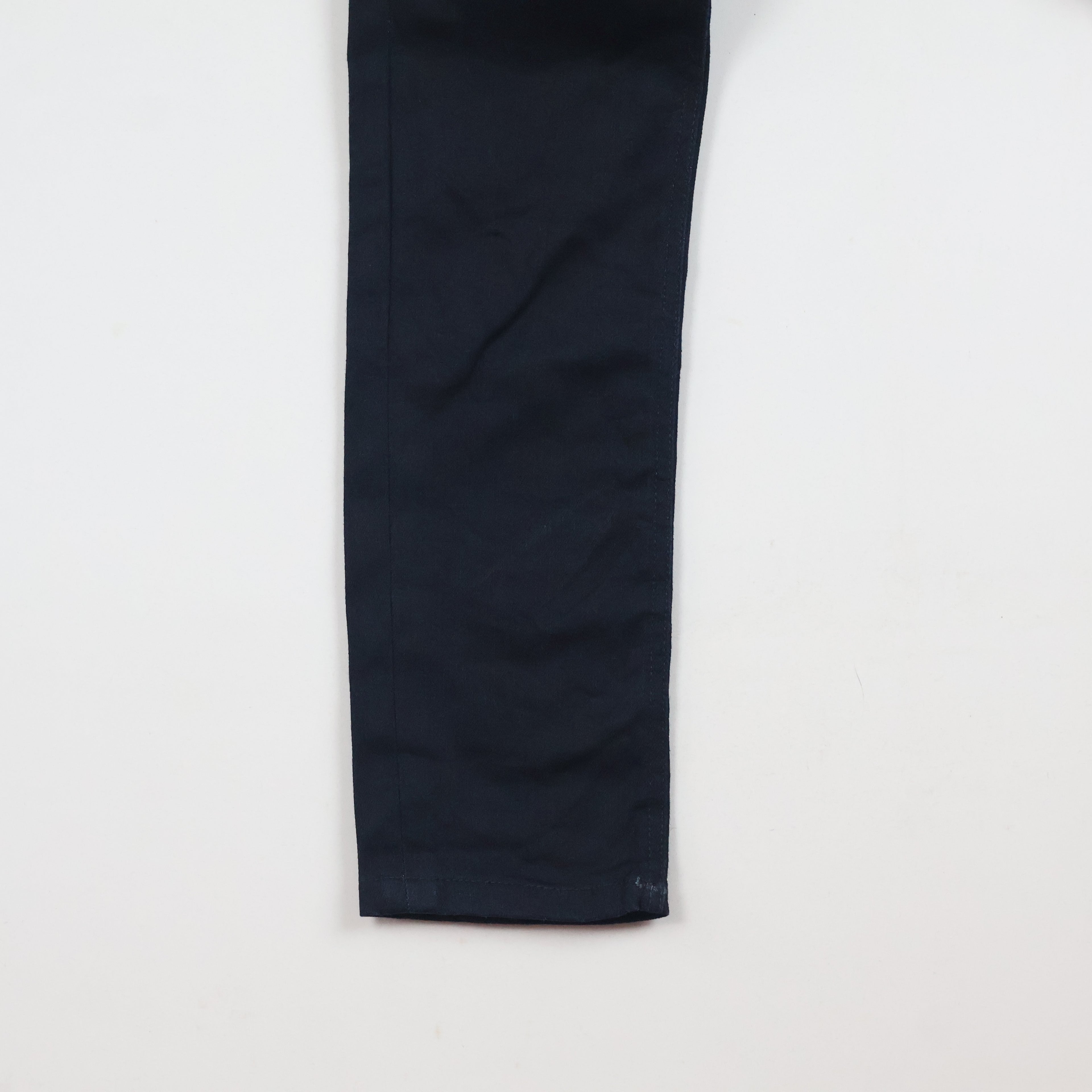 Thrifted Nudie Jeans Co Men's Deep Indigo Blue Slim Jeans Waist: 30-32/ J1010