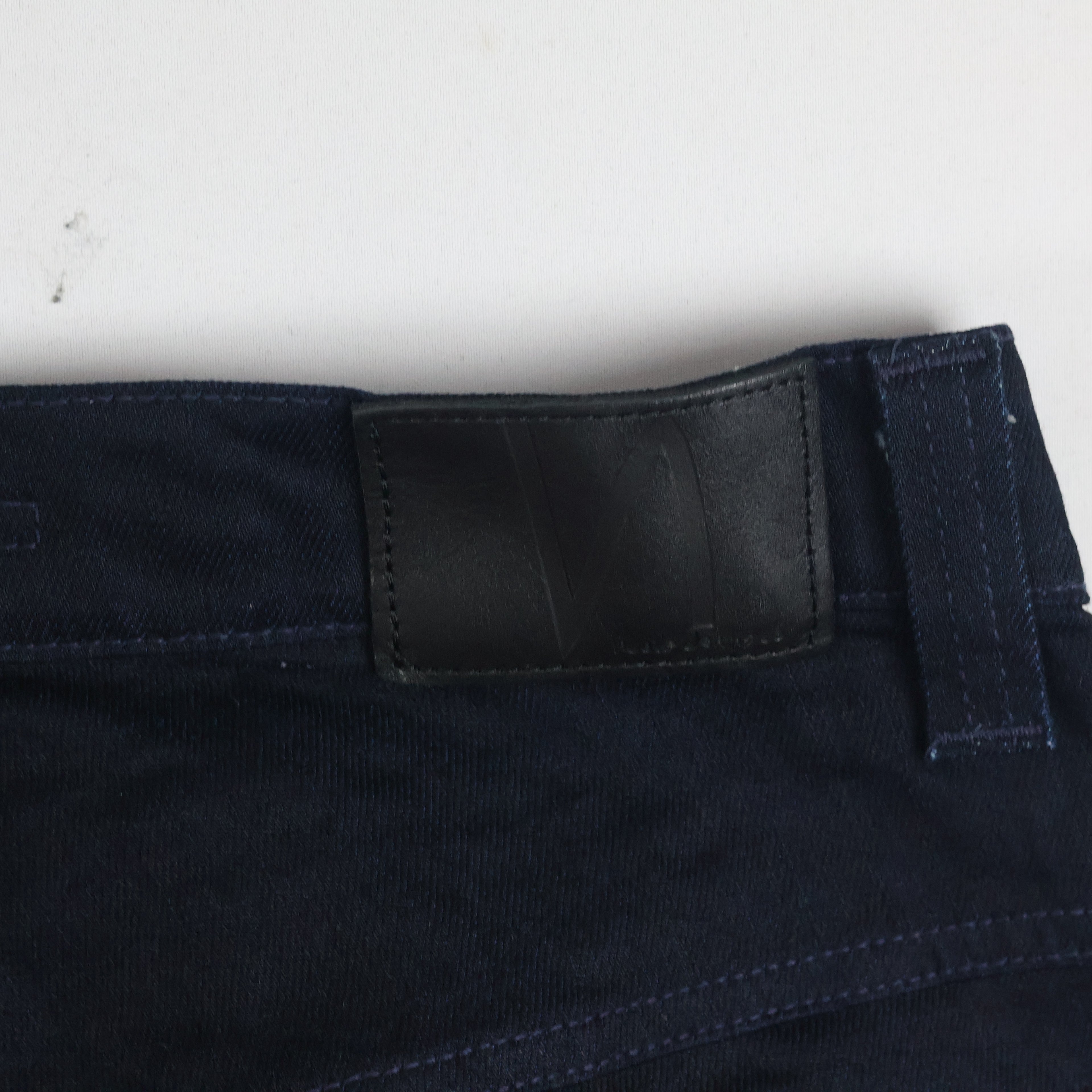 Thrifted Nudie Jeans Co Men's Deep Indigo Blue Slim Jeans Waist: 30-32/ J1010