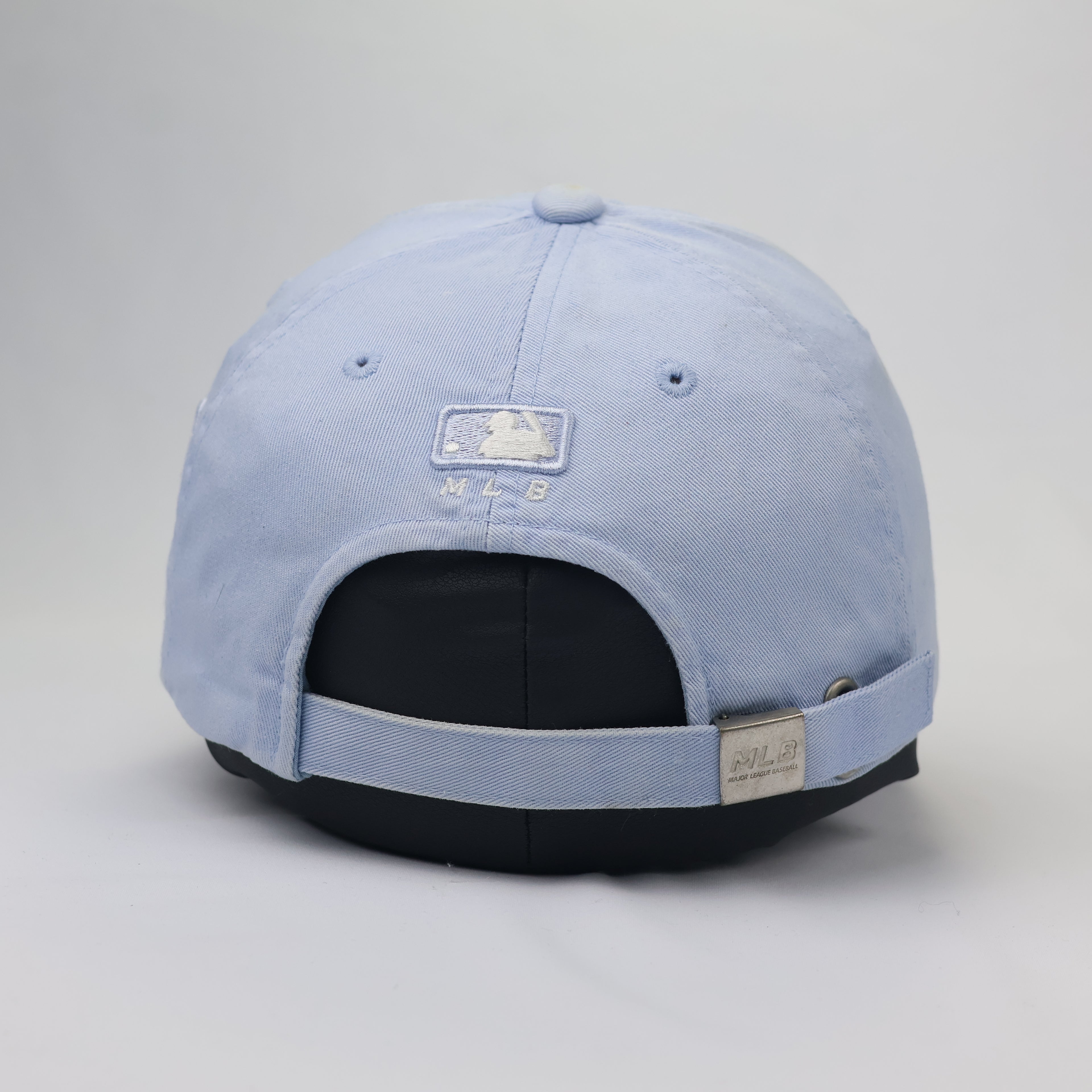 LA Dodgers MLB Pastel Blue Thrifted Baseball Hat - Cute Kawaii Bear Embroidery