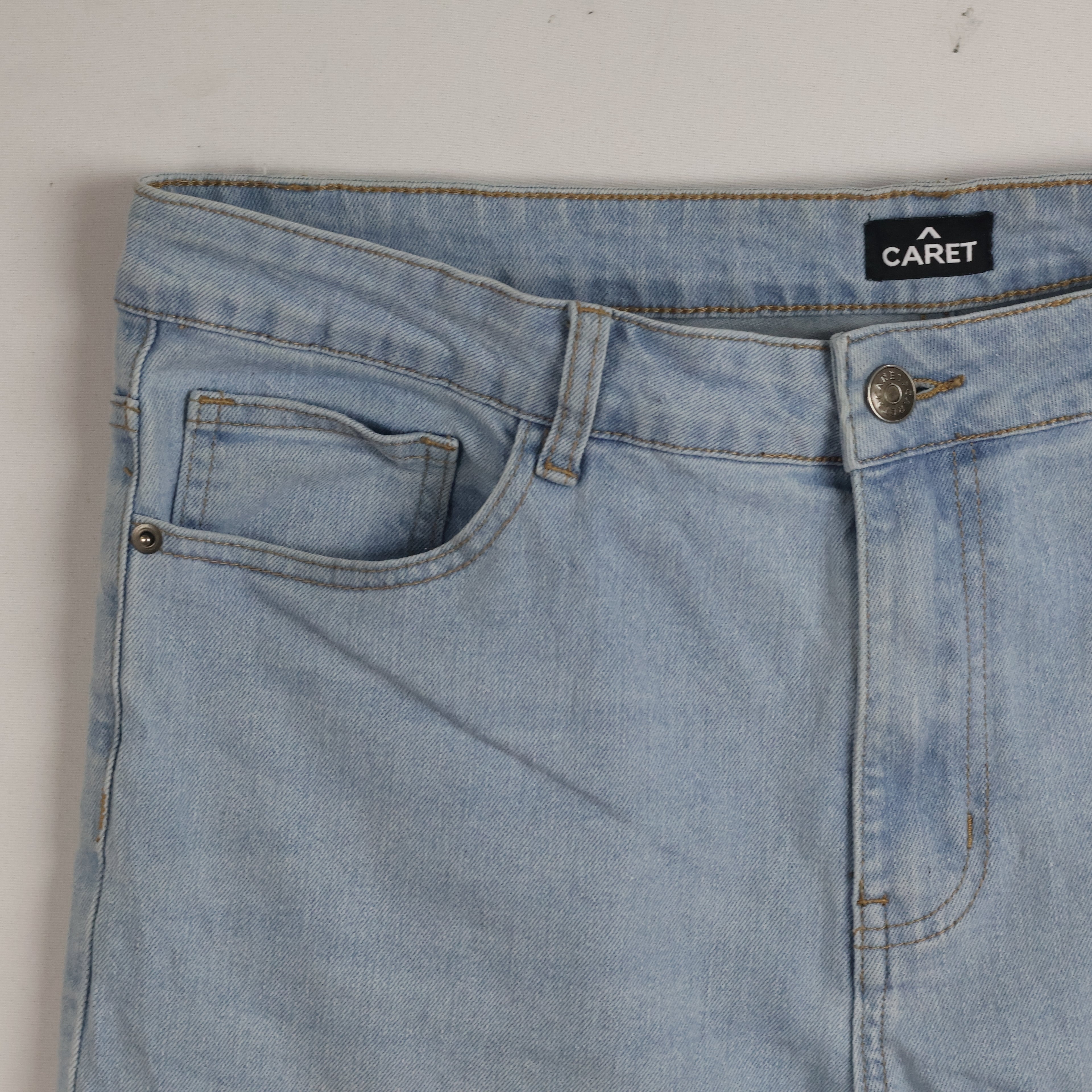 Thrifted Caret Men's Light Blue Denim Jeans 36 Waist/ J1011