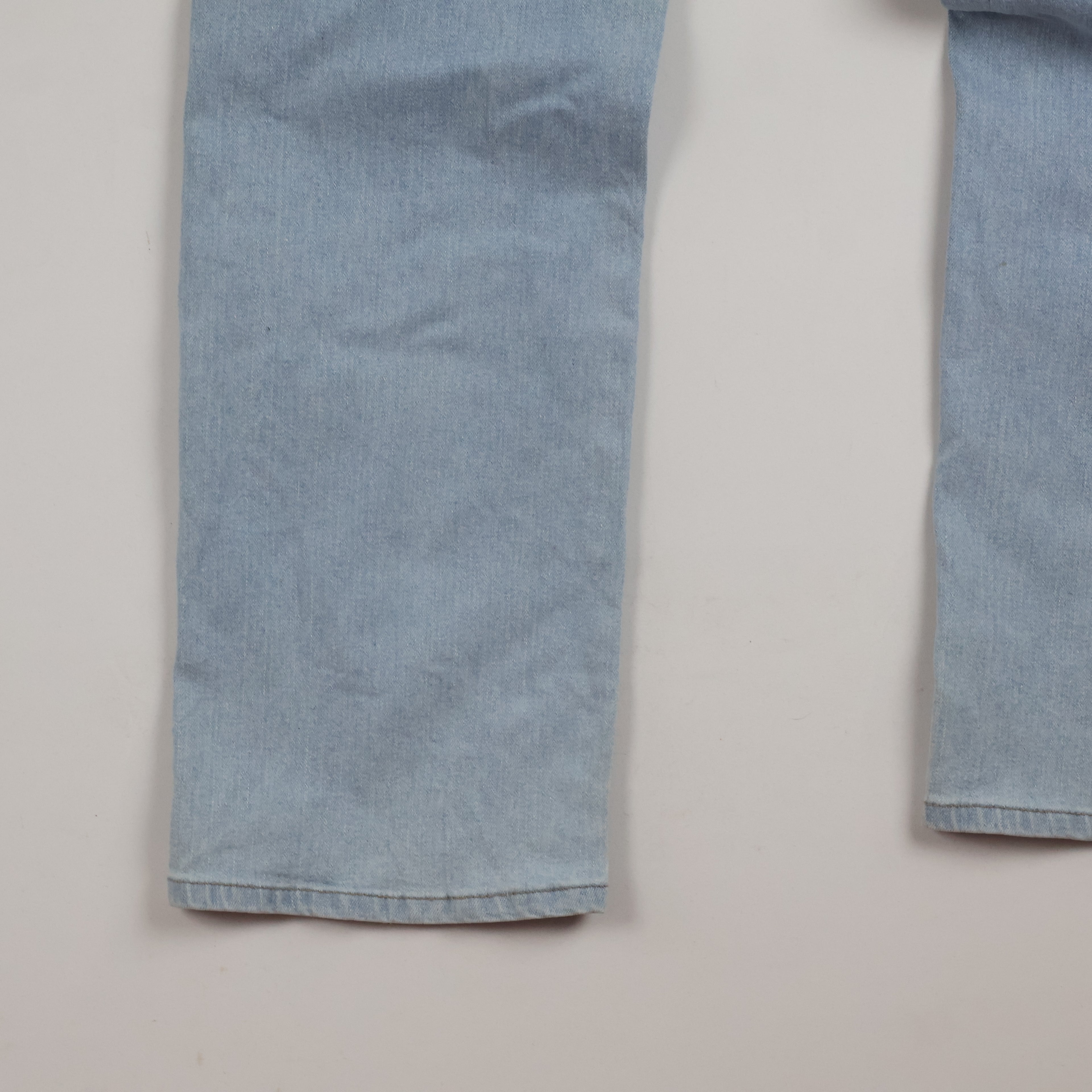 Thrifted Caret Men's Light Blue Denim Jeans 36 Waist/ J1011