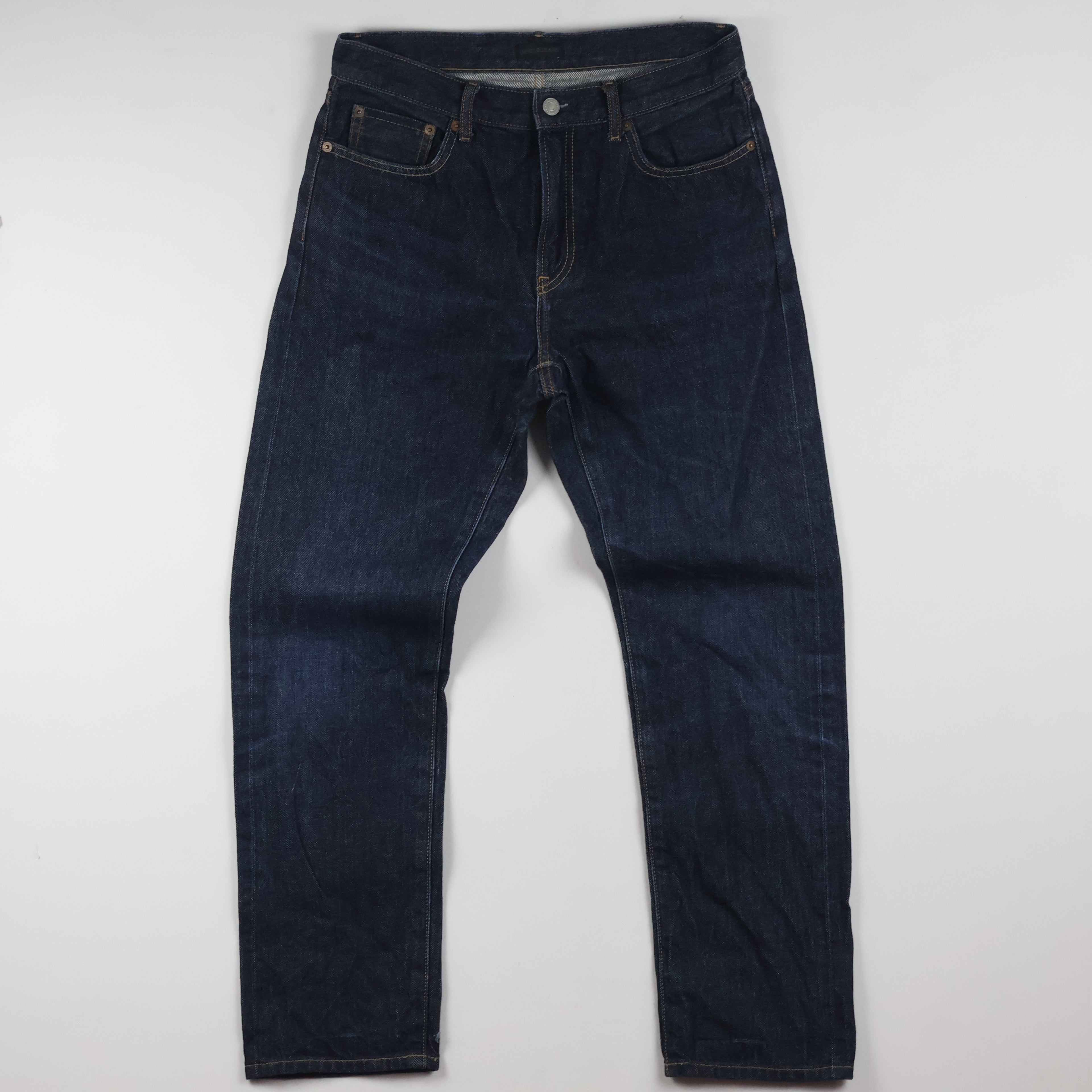 Thrifted Uniqlo Men's Dark Indigo Blue Jeans 30 Waist/ J1014