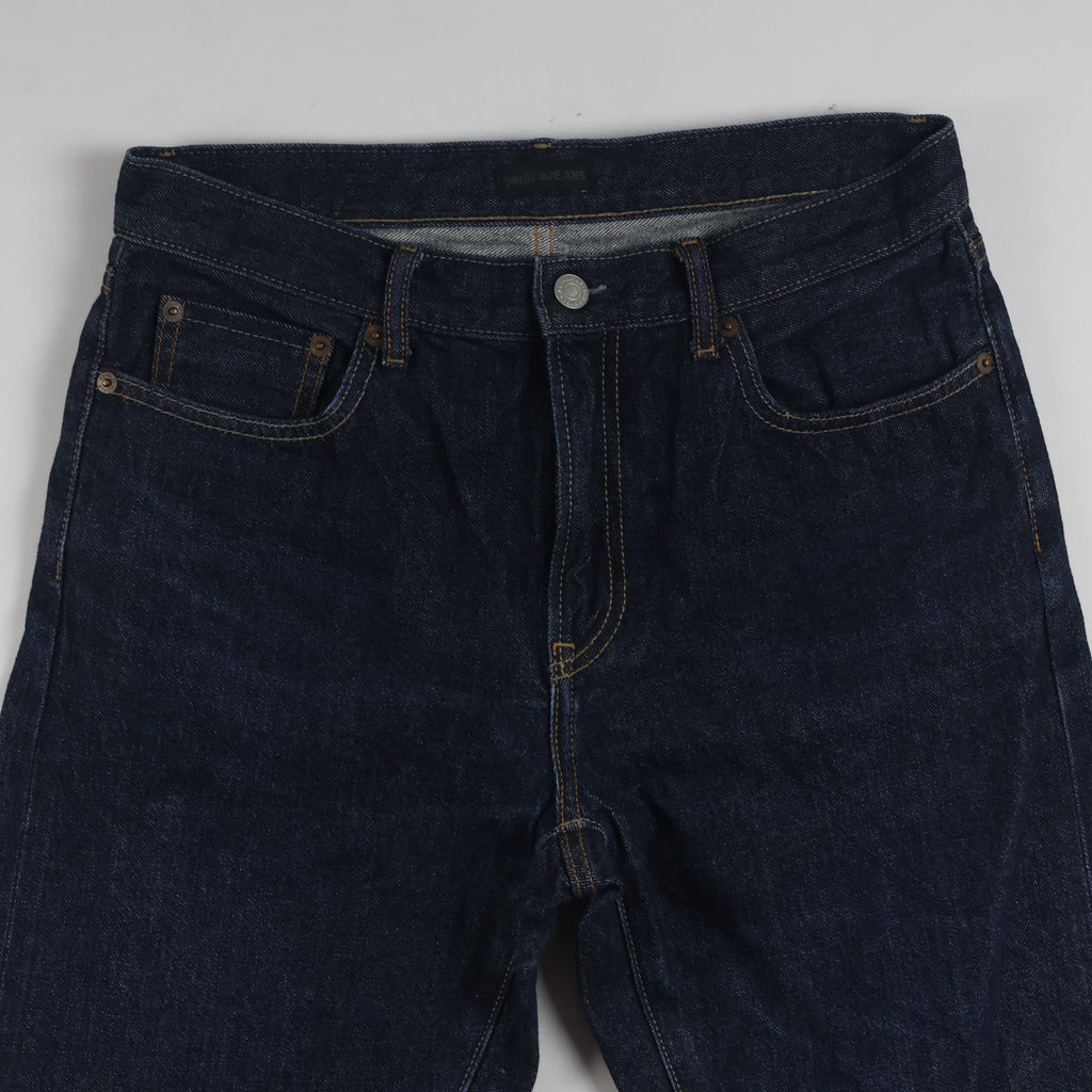 Thrifted Uniqlo Men's Dark Indigo Blue Jeans 30 Waist/ J1014