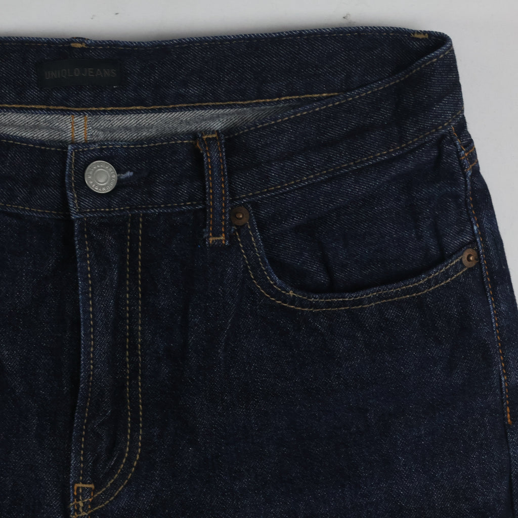 Thrifted Uniqlo Men's Dark Indigo Blue Jeans 30 Waist/ J1014