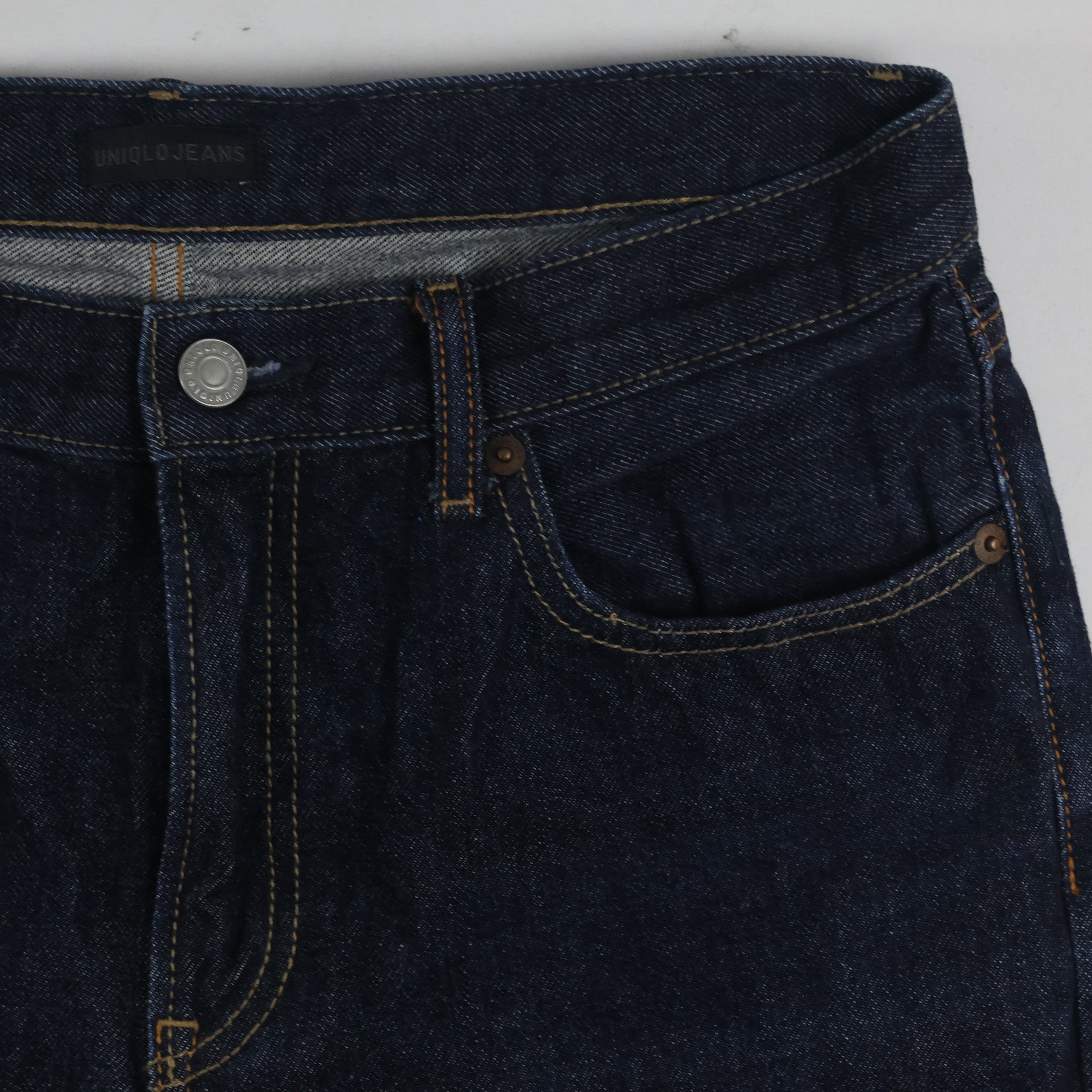 Thrifted Uniqlo Men's Dark Indigo Blue Jeans 30 Waist/ J1014