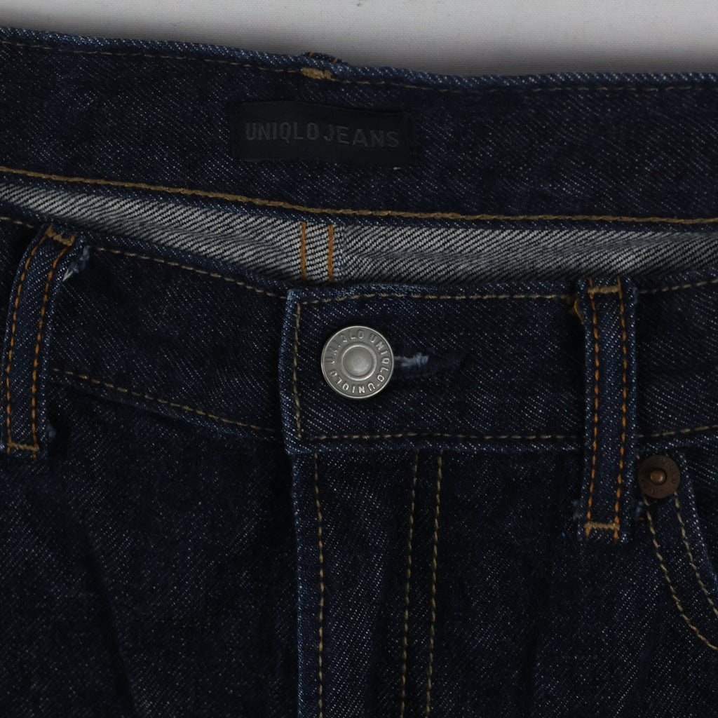 Thrifted Uniqlo Men's Dark Indigo Blue Jeans 30 Waist/ J1014
