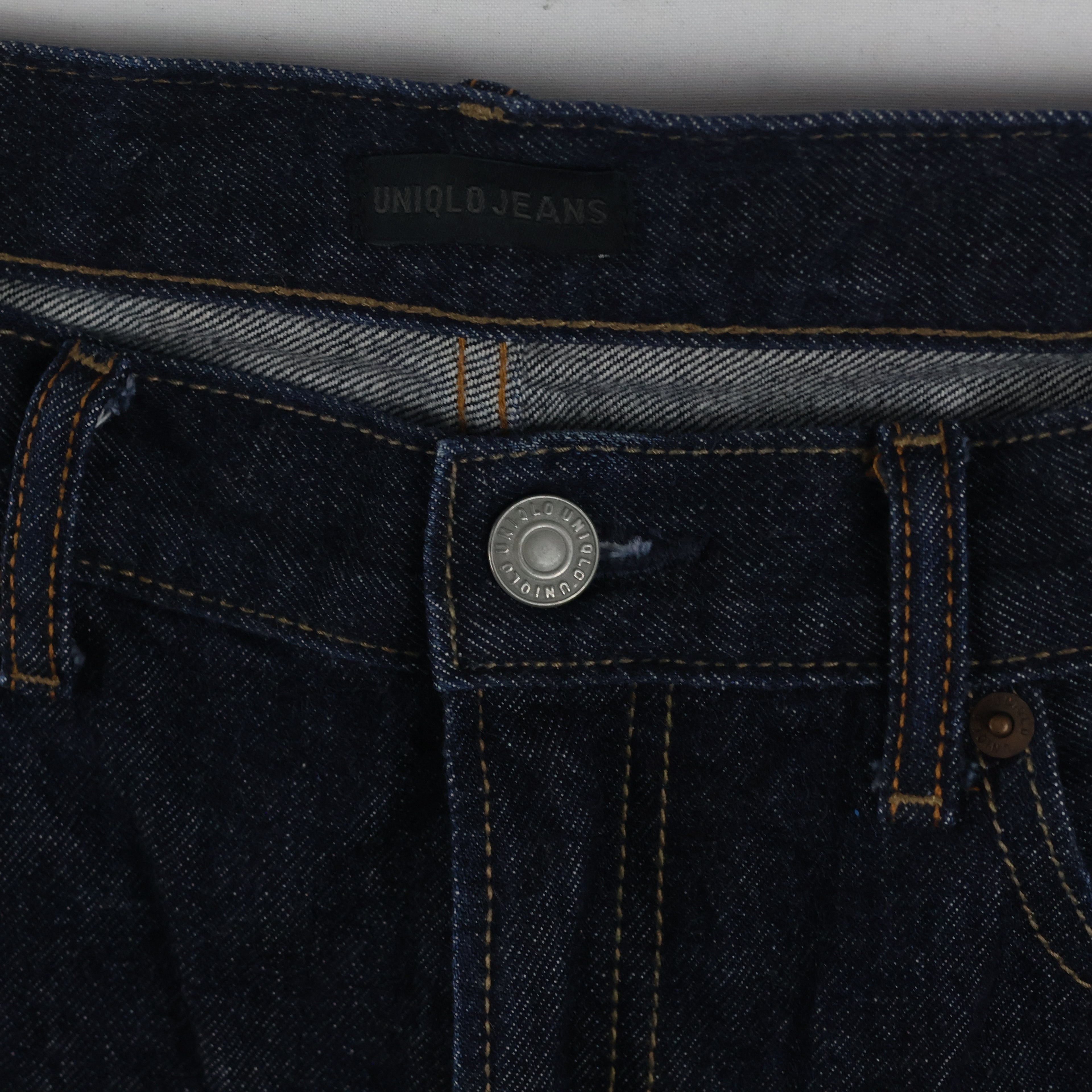 Thrifted Uniqlo Men's Dark Indigo Blue Jeans 30 Waist/ J1014
