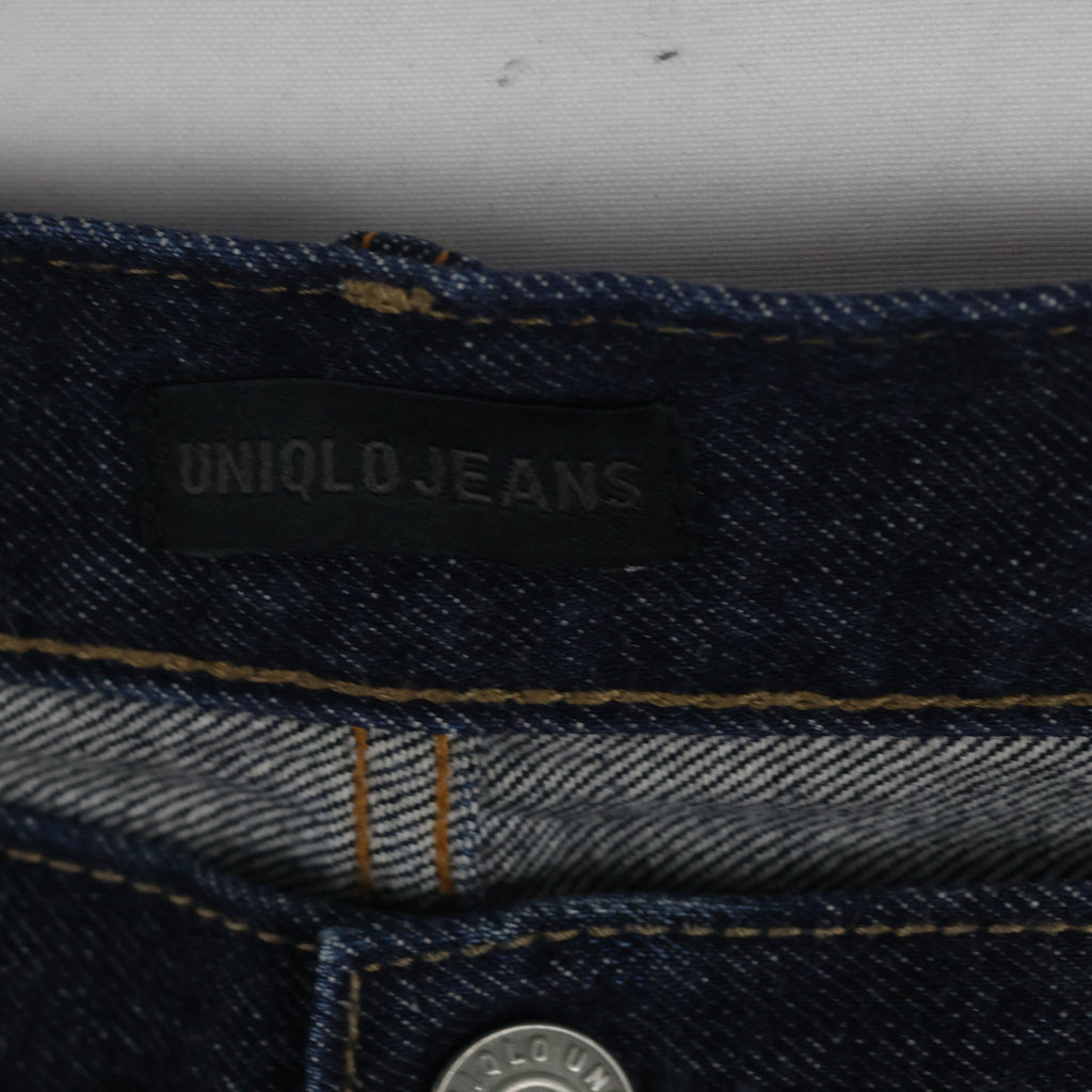 Thrifted Uniqlo Men's Dark Indigo Blue Jeans 30 Waist/ J1014