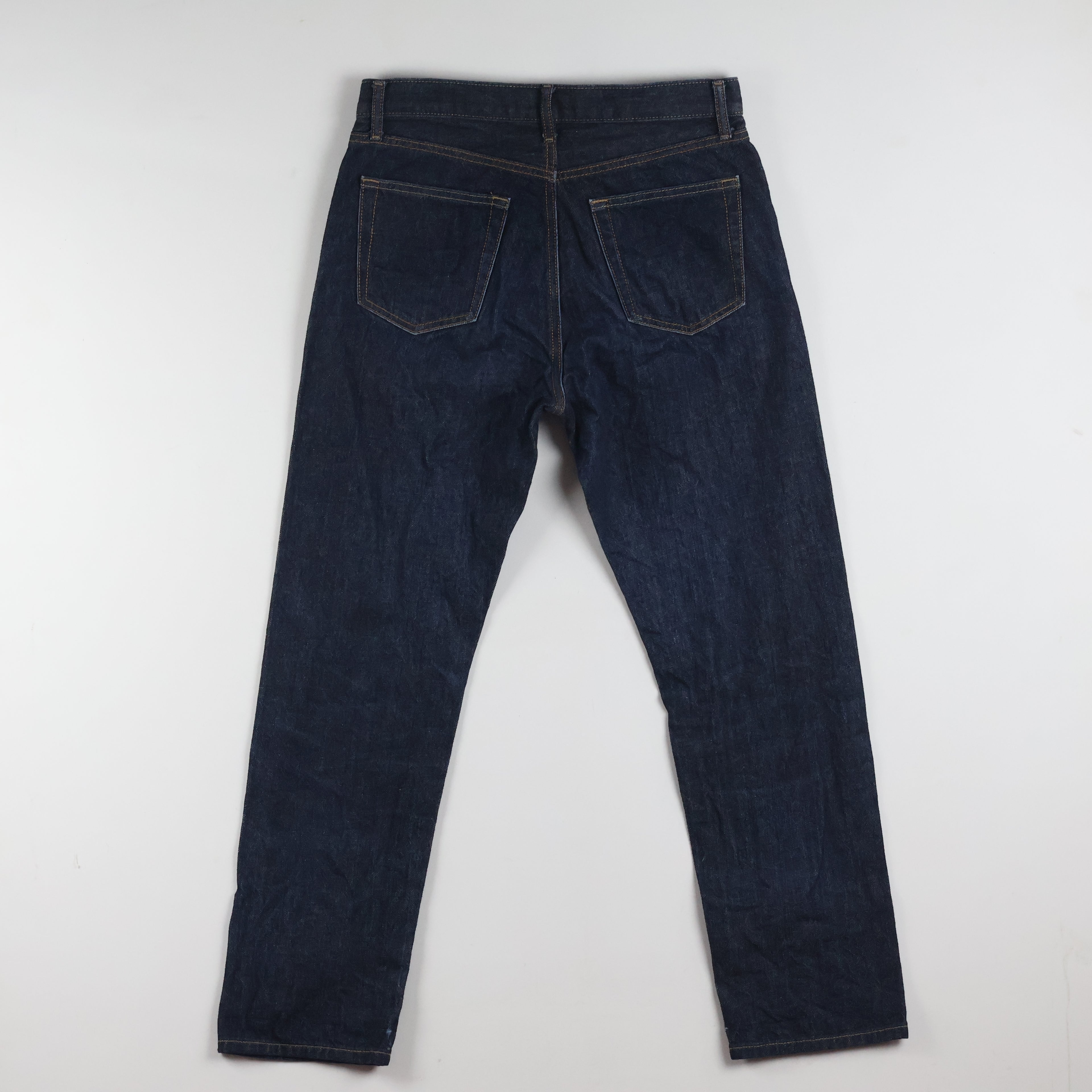 Thrifted Uniqlo Men's Dark Indigo Blue Jeans 30 Waist/ J1014