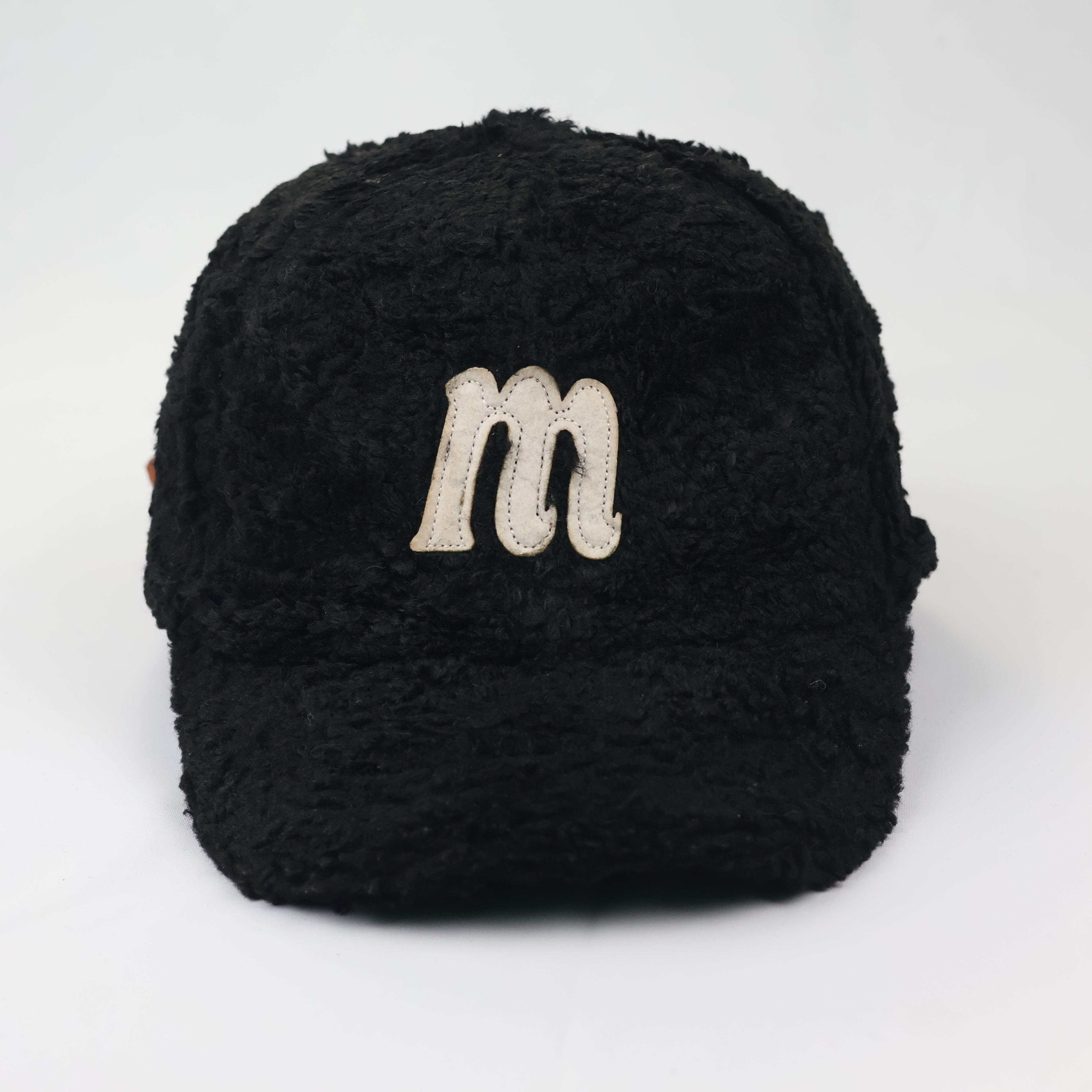 TNC Korea Sherpa Fleece Cap - Cozy Black Winter Hat with Leather Strap