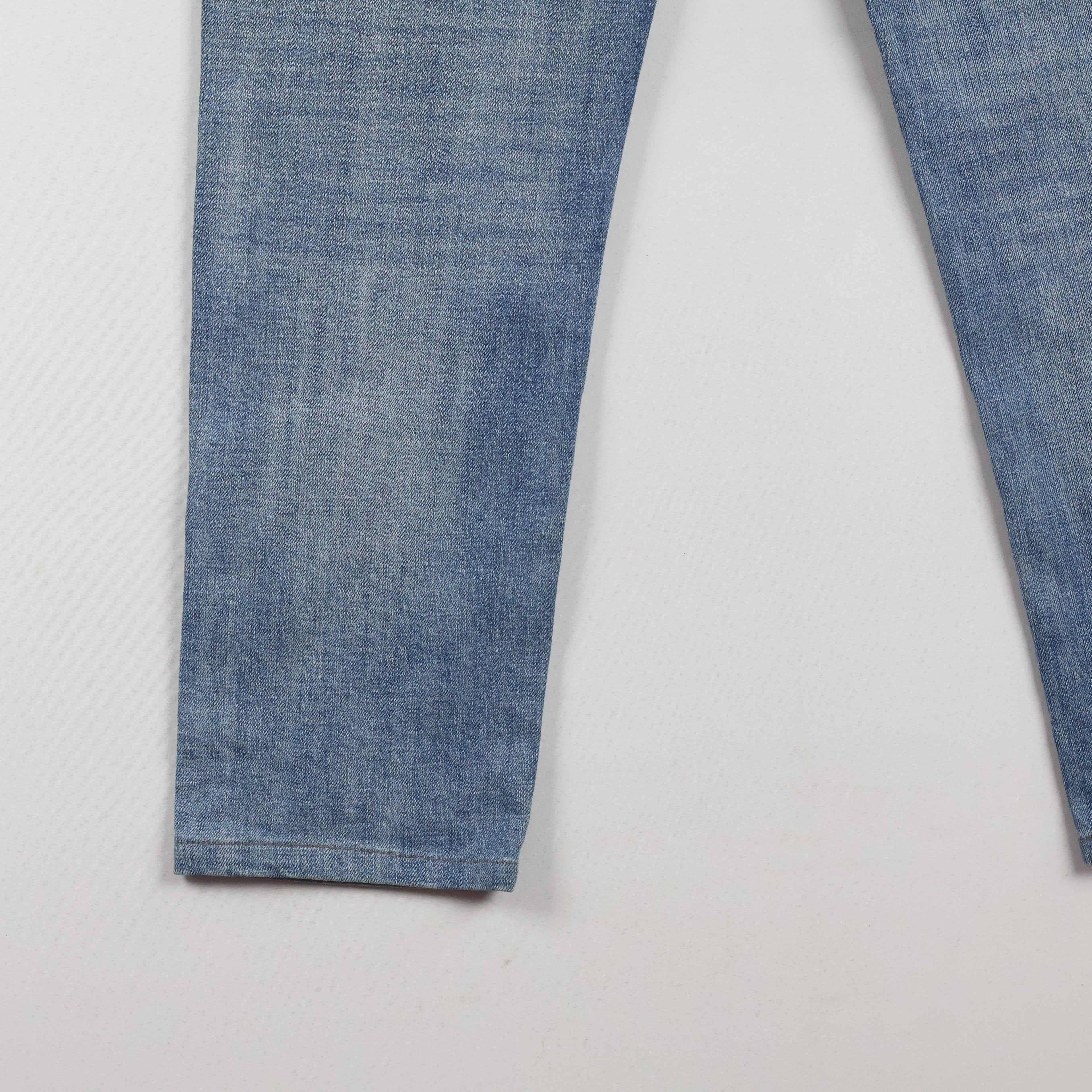 Thrifted Giordano Men's Light Blue Denim Jeans 32 Waist/ J1015