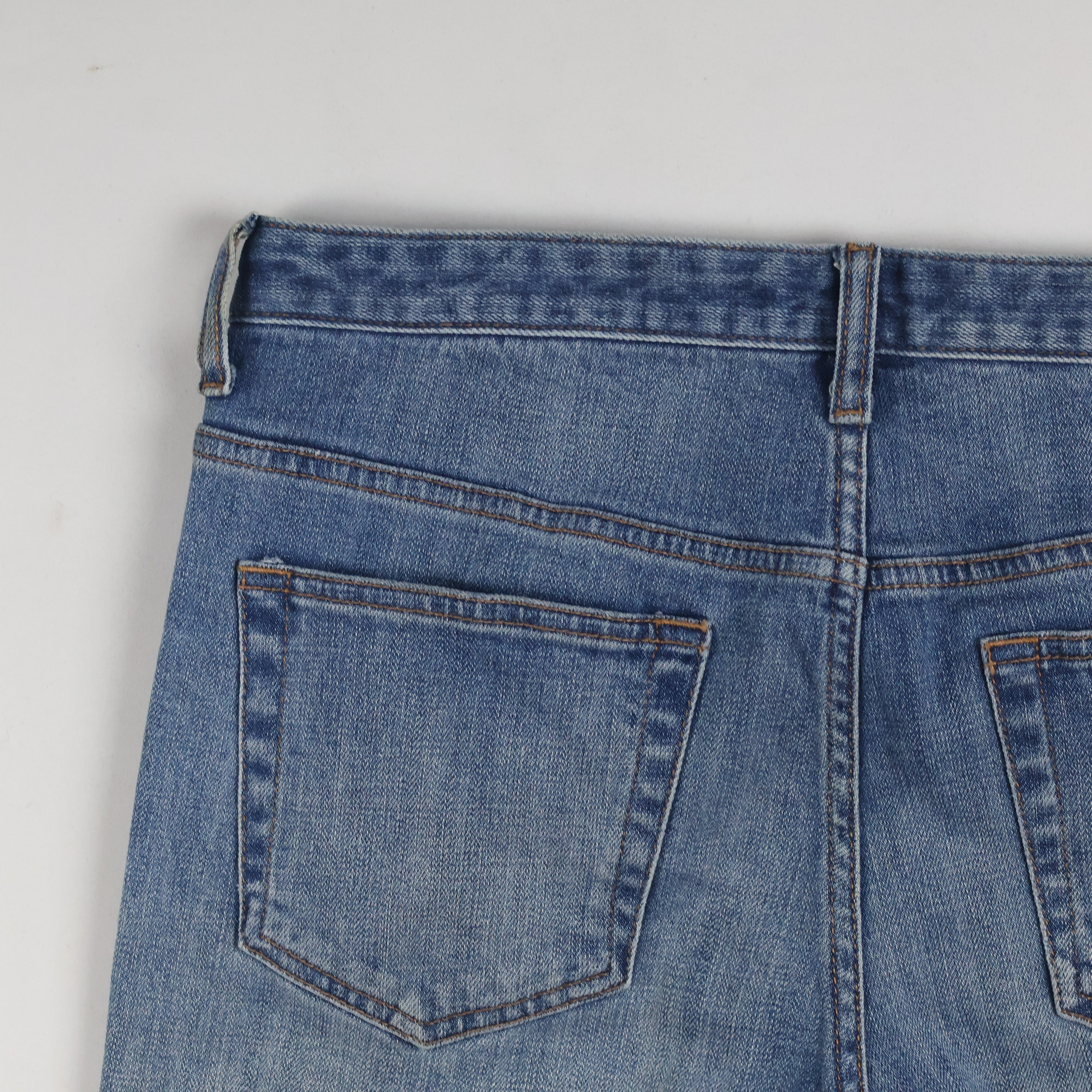 Thrifted Giordano Men's Light Blue Denim Jeans 32 Waist/ J1015