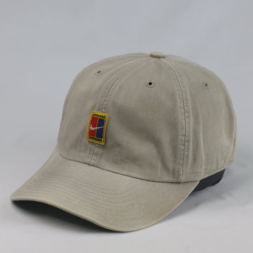 Thrifted Nike Vintage Tennis Court Logo Beige Dad Hat (57-58 cm) |10715