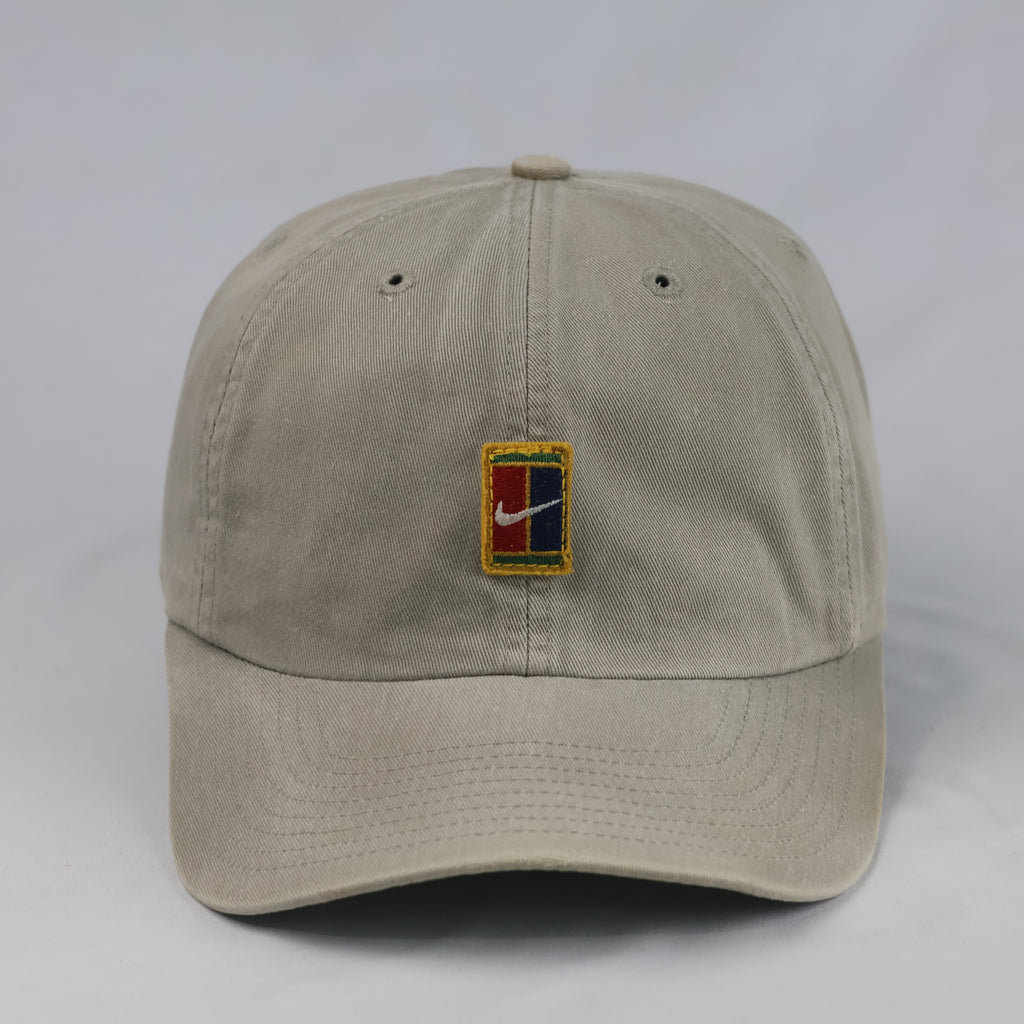 Thrifted Nike Vintage Tennis Court Logo Beige Dad Hat (57-58 cm) |10715