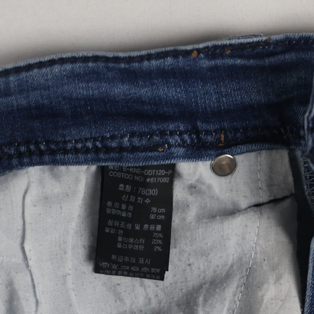 Thrifted Kenneth Cole Men's Slim Faded Blue Jeans 30 Waist/ J1017