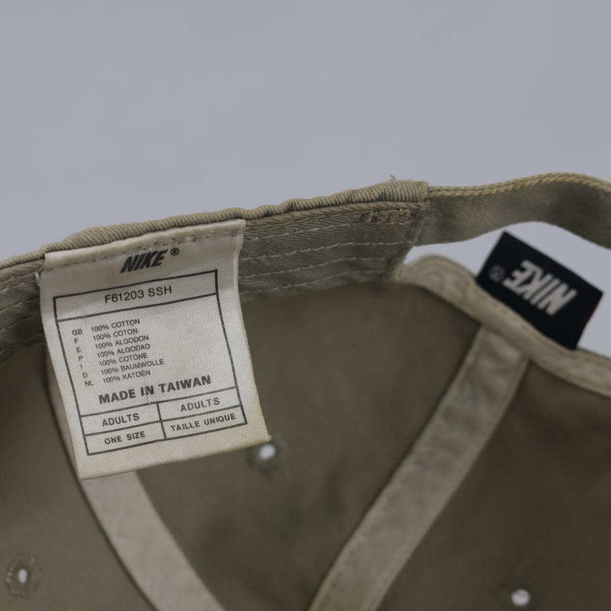 Thrifted Nike Vintage Tennis Court Logo Beige Dad Hat (57-58 cm) |10715