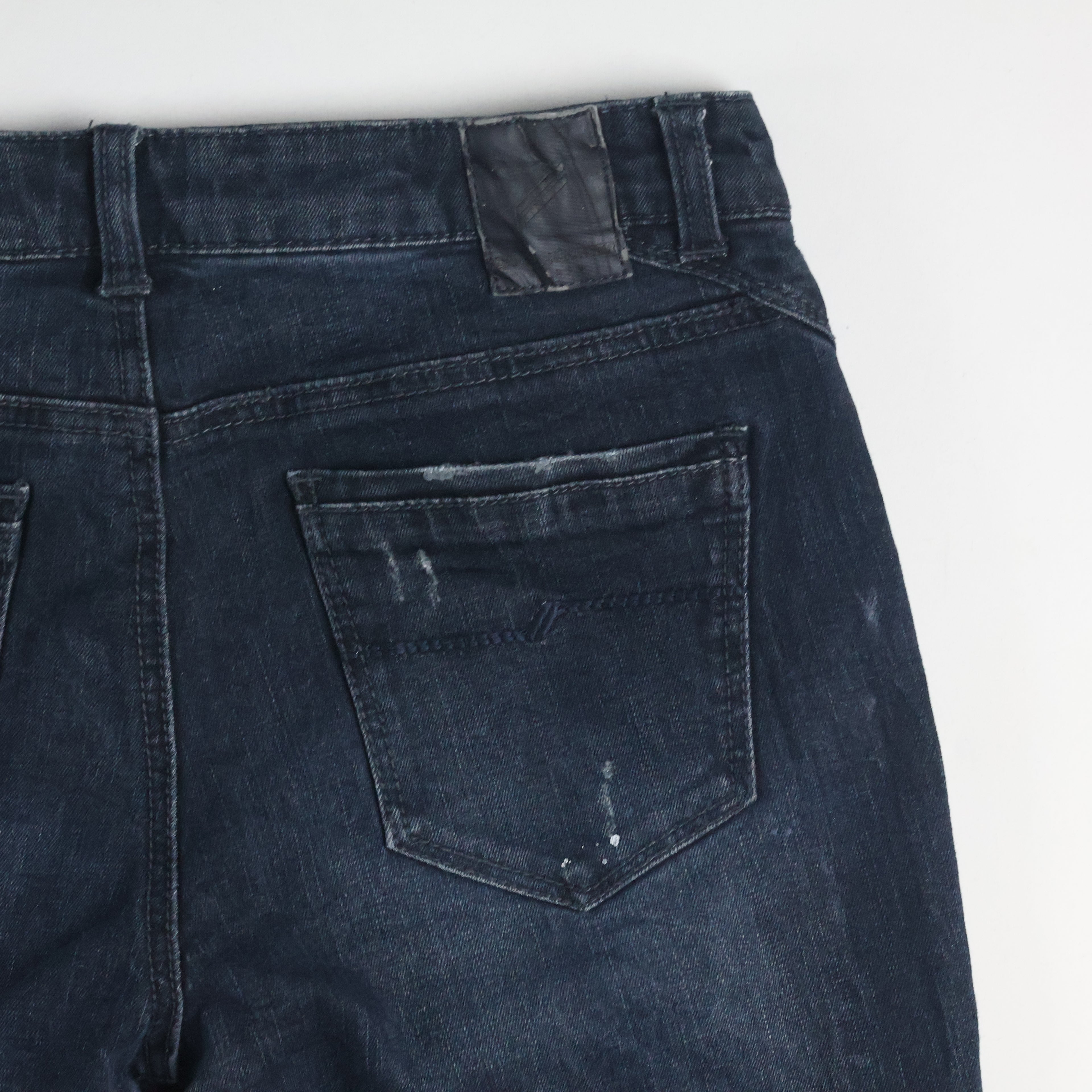 Thrifted Daniel Hechter Men's Dark Blue Slim Skinny Jeans 30 Waist/ J1019