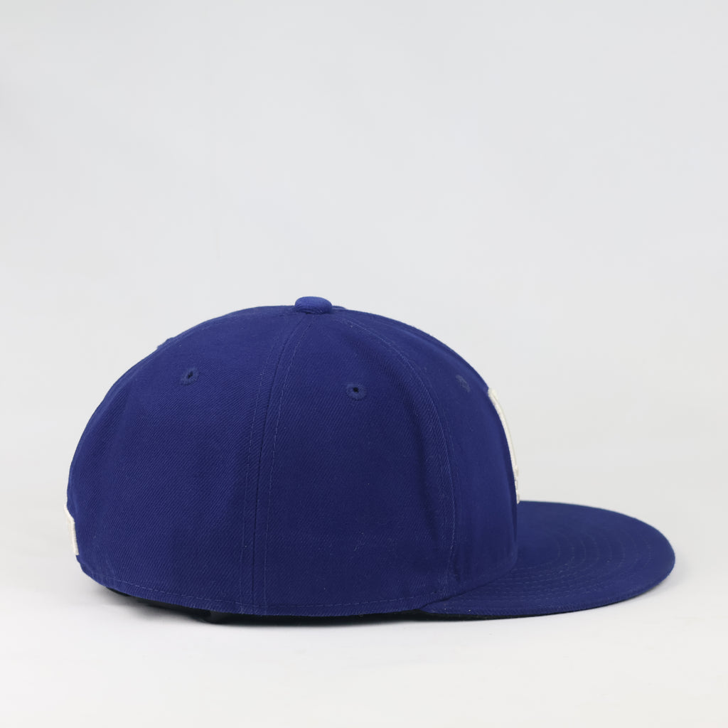 Authentic New Era LA Dodgers Thrifted  Fitted Cap - 59FIFTY Size 7 1/4 Blue