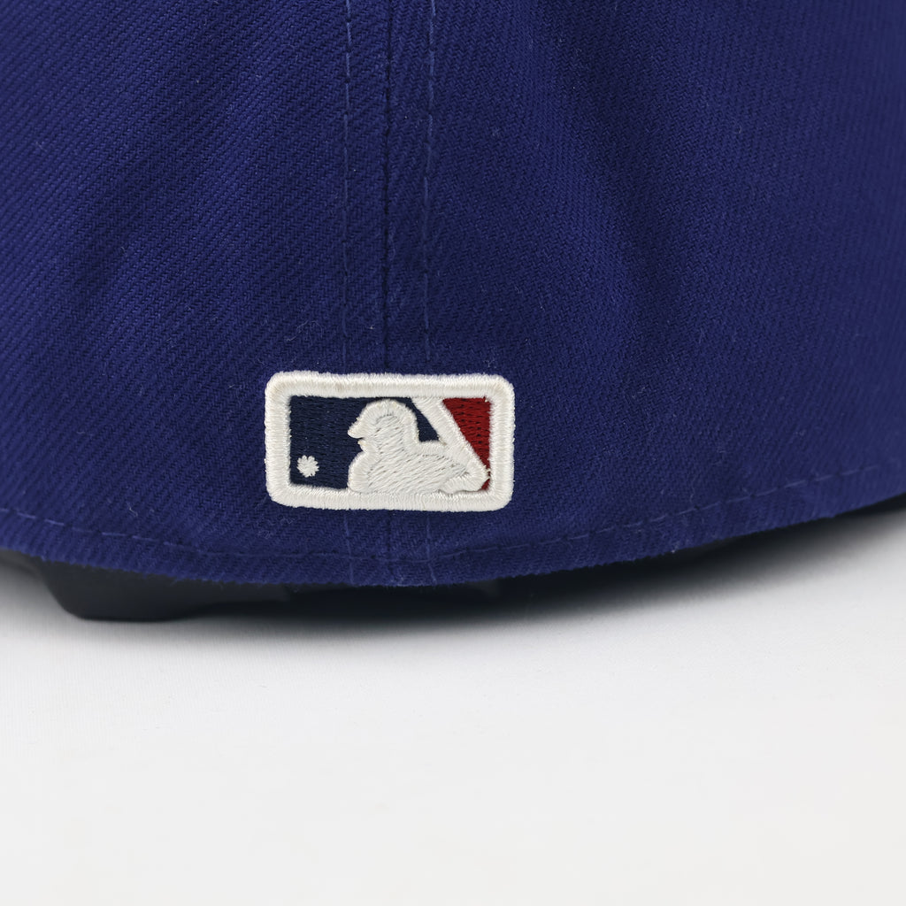 Authentic New Era LA Dodgers Thrifted  Fitted Cap - 59FIFTY Size 7 1/4 Blue