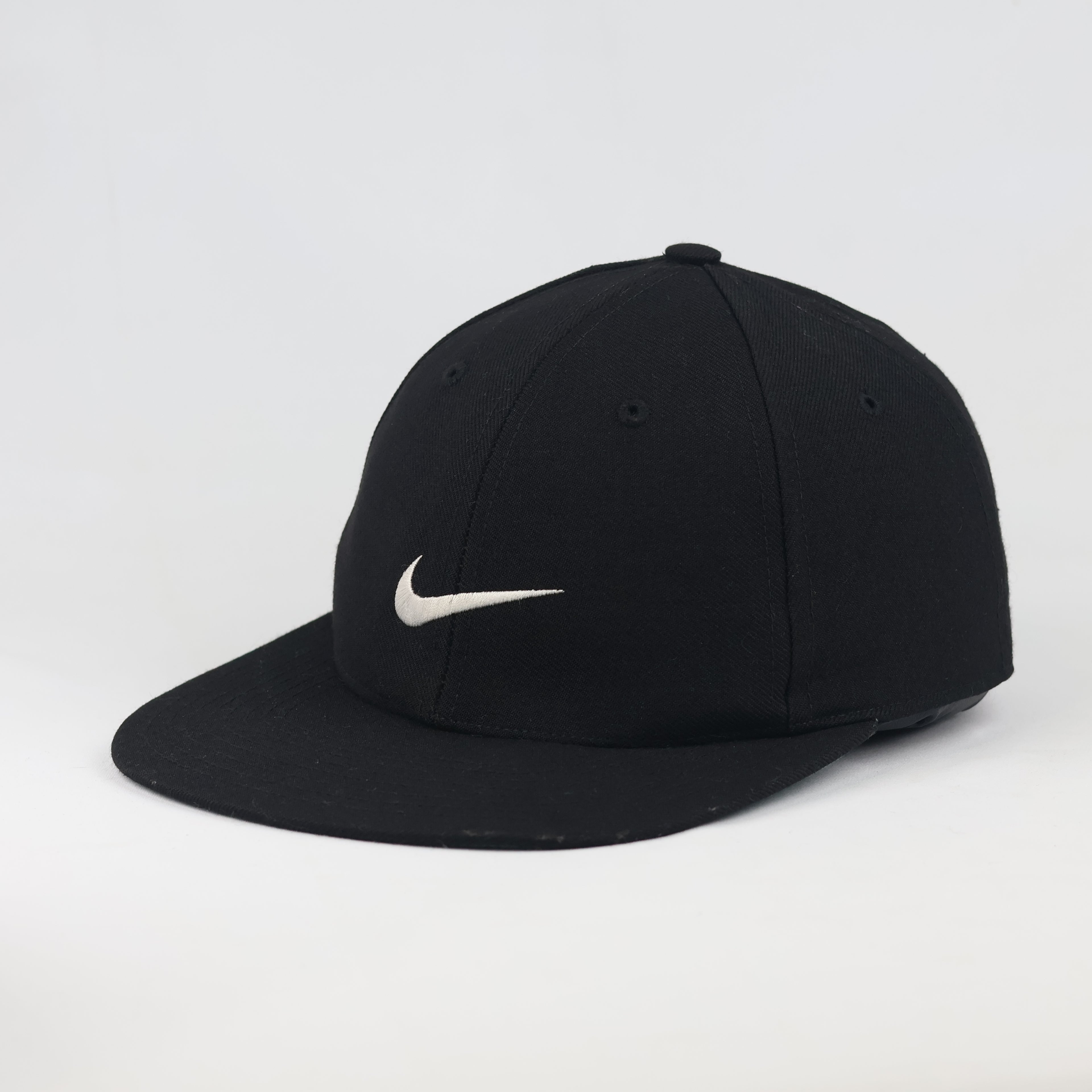 Vintage Nike Fitted Hat | Thrifted Black Wool Blend Cap Green Undervisor