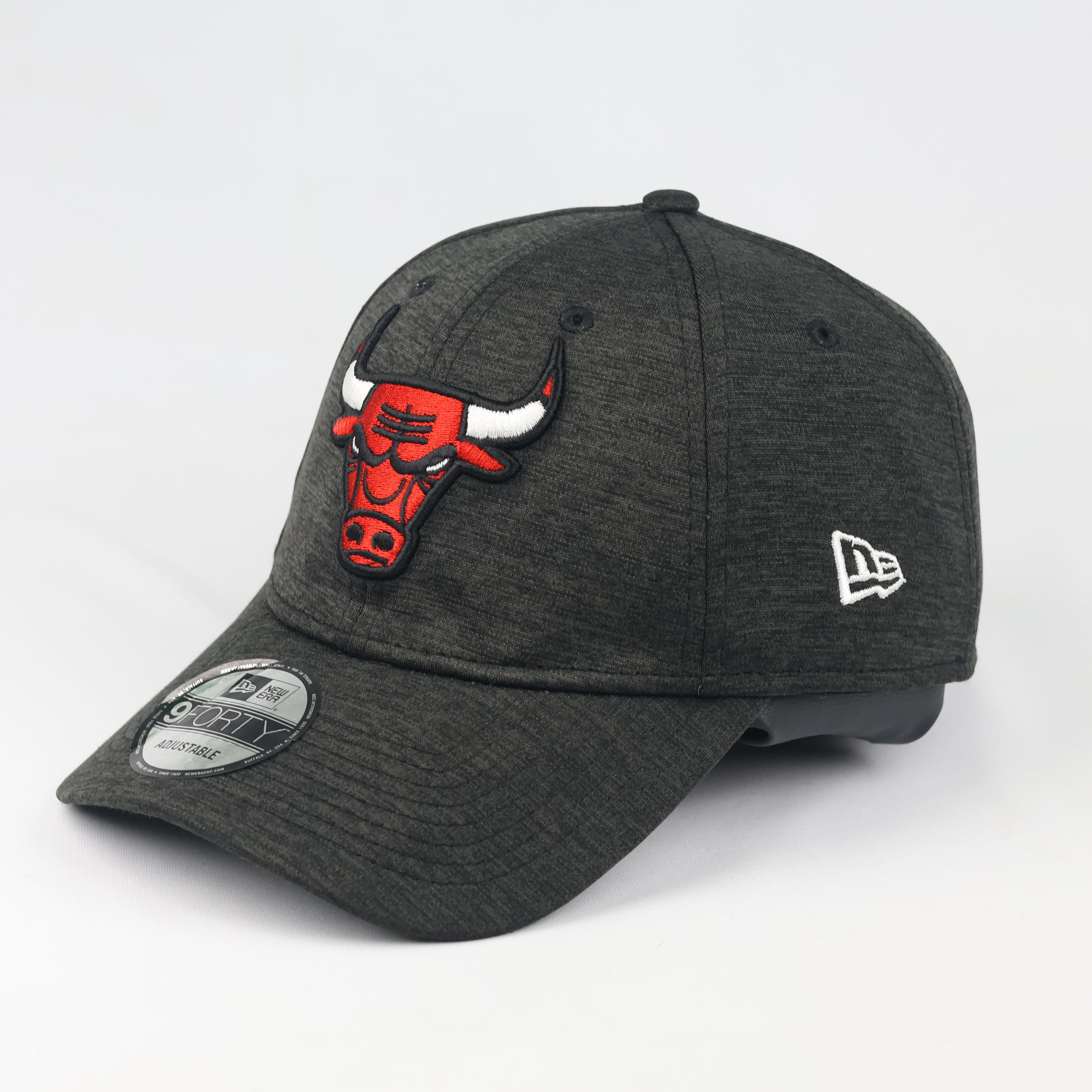 New Era 9FORTY Chicago Bulls Strapback Thrifted Hat (Dark Grey, 57-59cm)