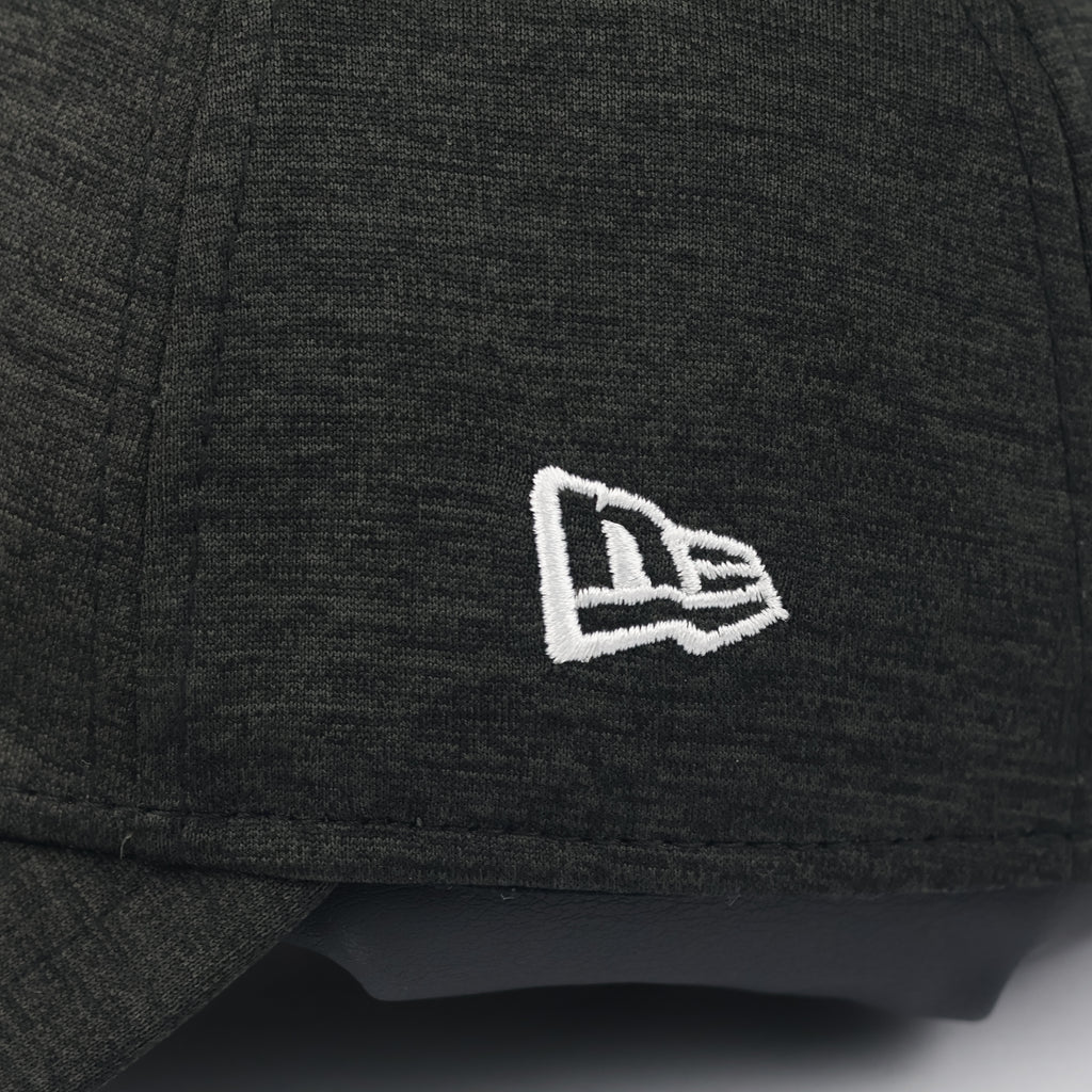New Era 9FORTY Chicago Bulls Strapback Thrifted Hat (Dark Grey, 57-59cm)
