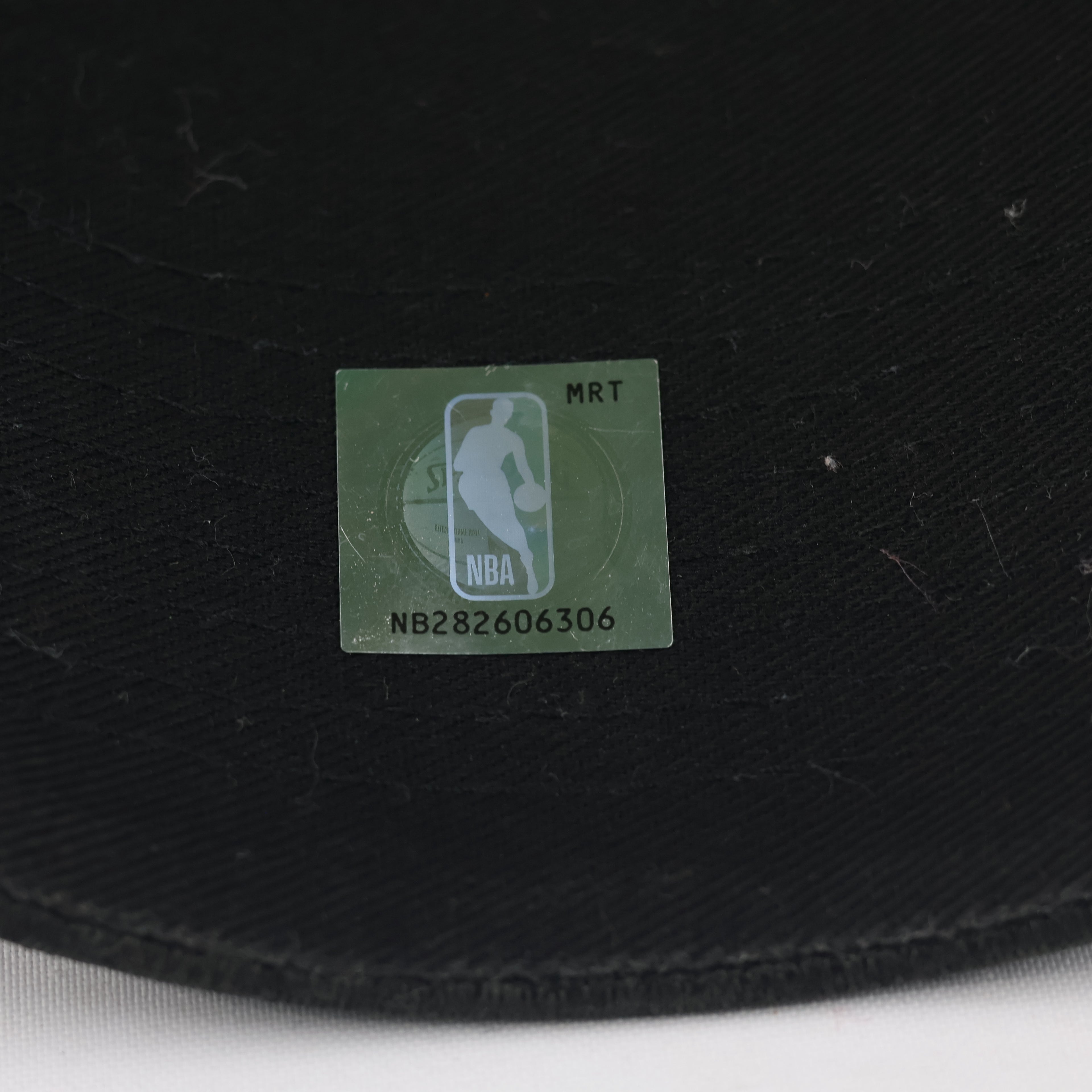 New Era 9FORTY Chicago Bulls Strapback Thrifted Hat (Dark Grey, 57-59cm)
