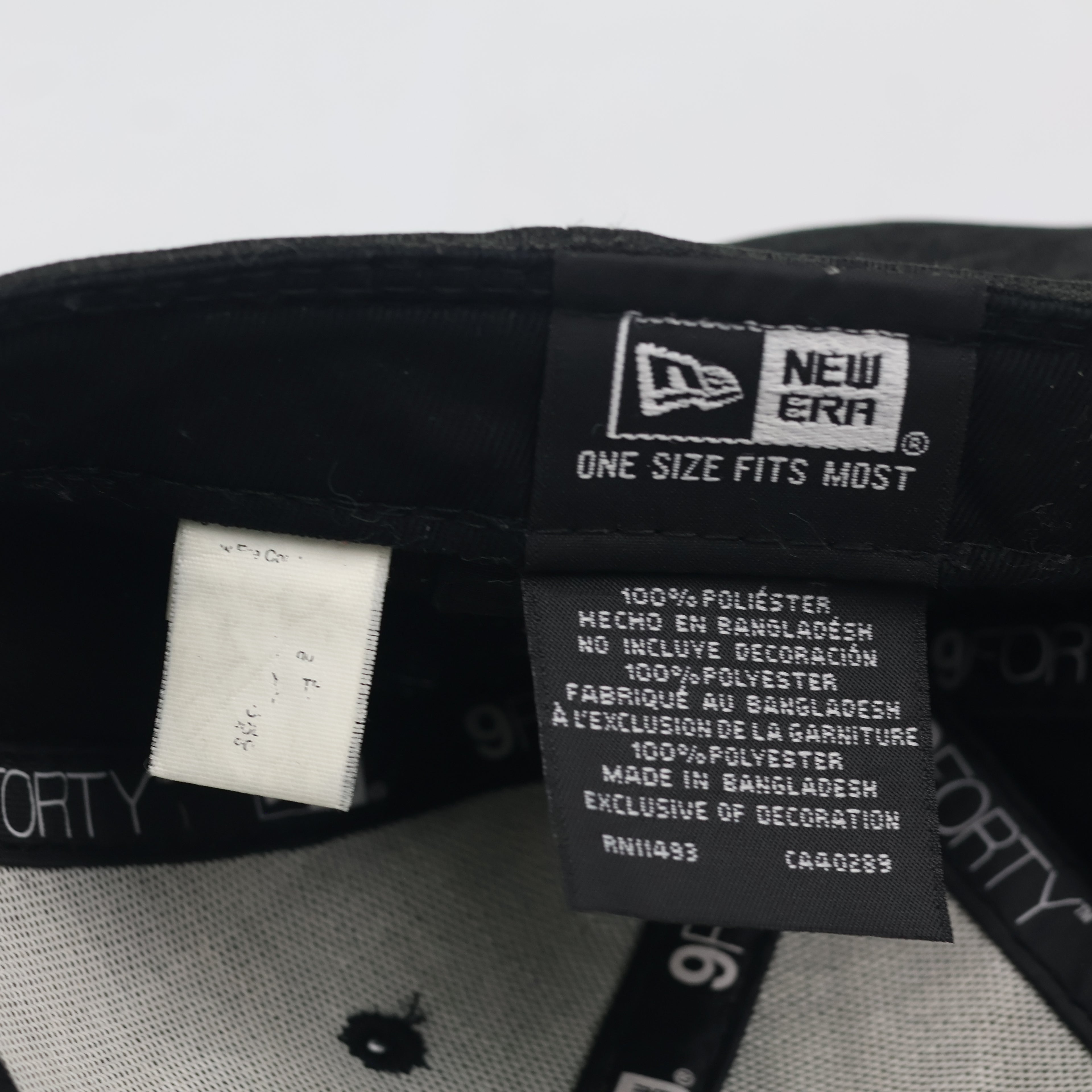 New Era 9FORTY Chicago Bulls Strapback Thrifted Hat (Dark Grey, 57-59cm)