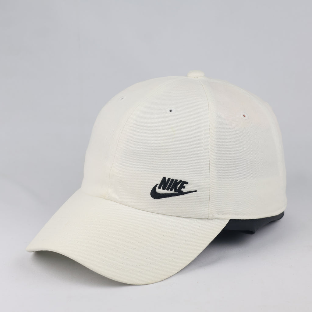 Classic Nike Heritage 86 Adjustable Cap - Off-White White Cotton Hat