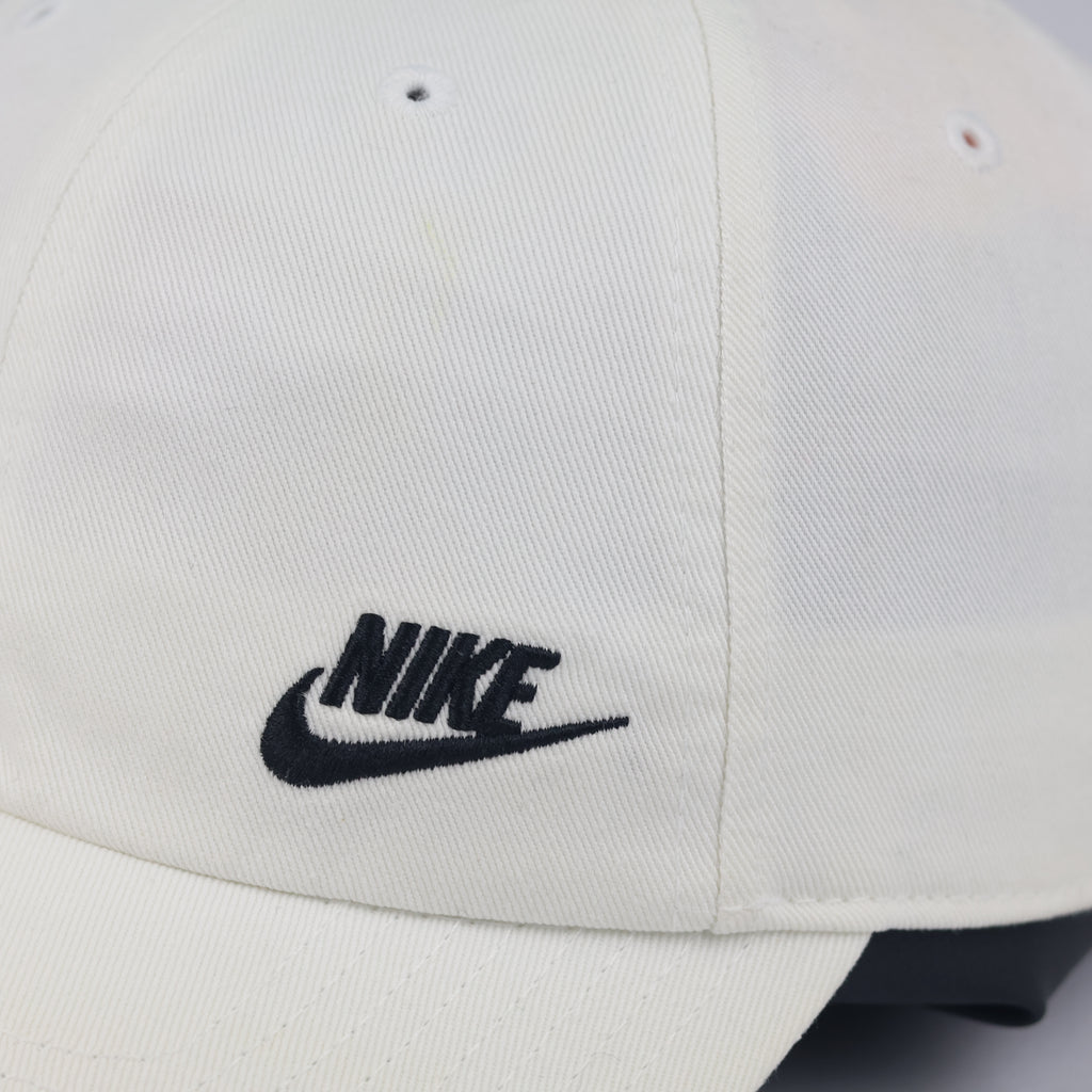 Classic Nike Heritage 86 Adjustable Cap - Off-White White Cotton Hat