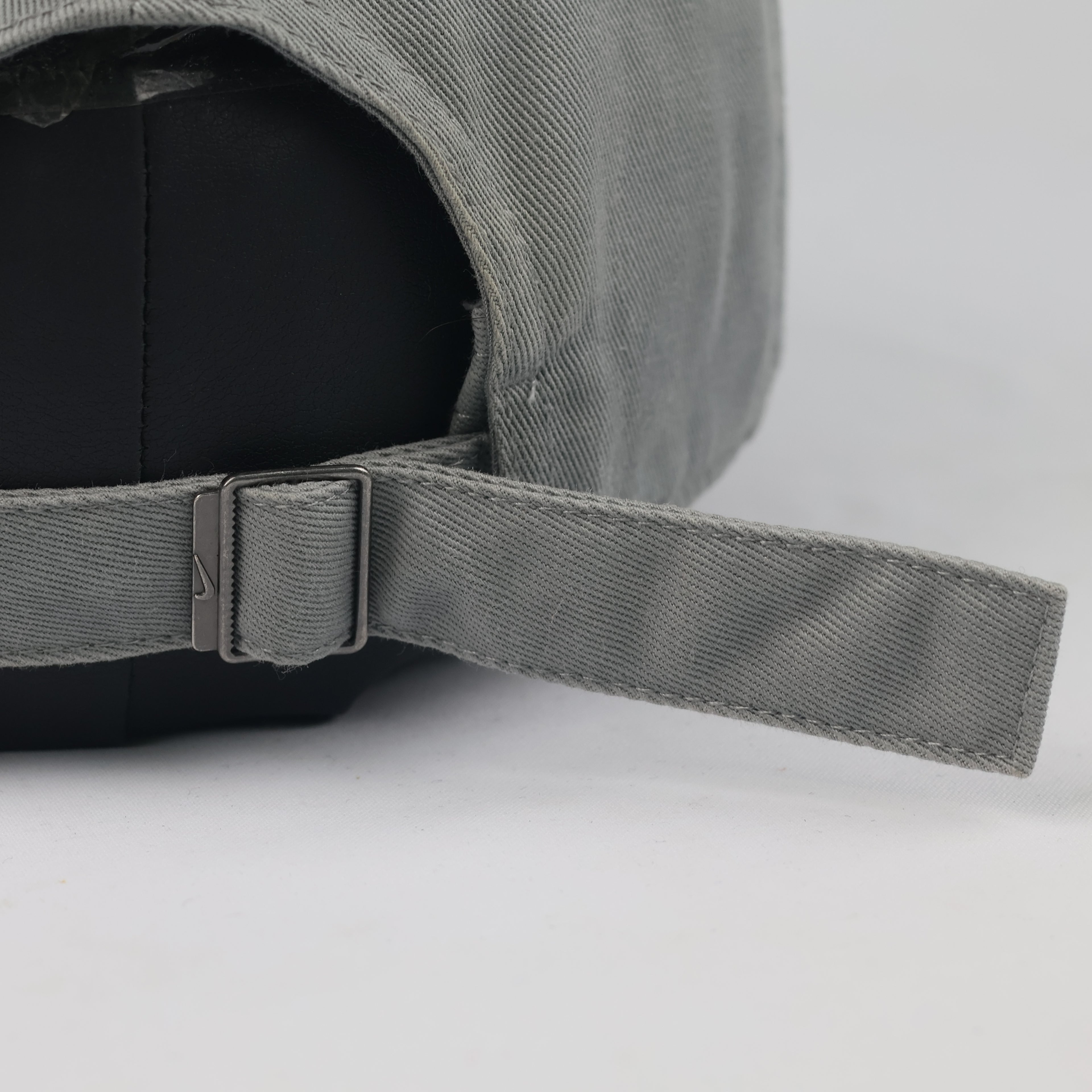 Classic Nike Swoosh Adjustable Cap - Grey Cotton Thrifted Twill Hat Size 57-59 cm