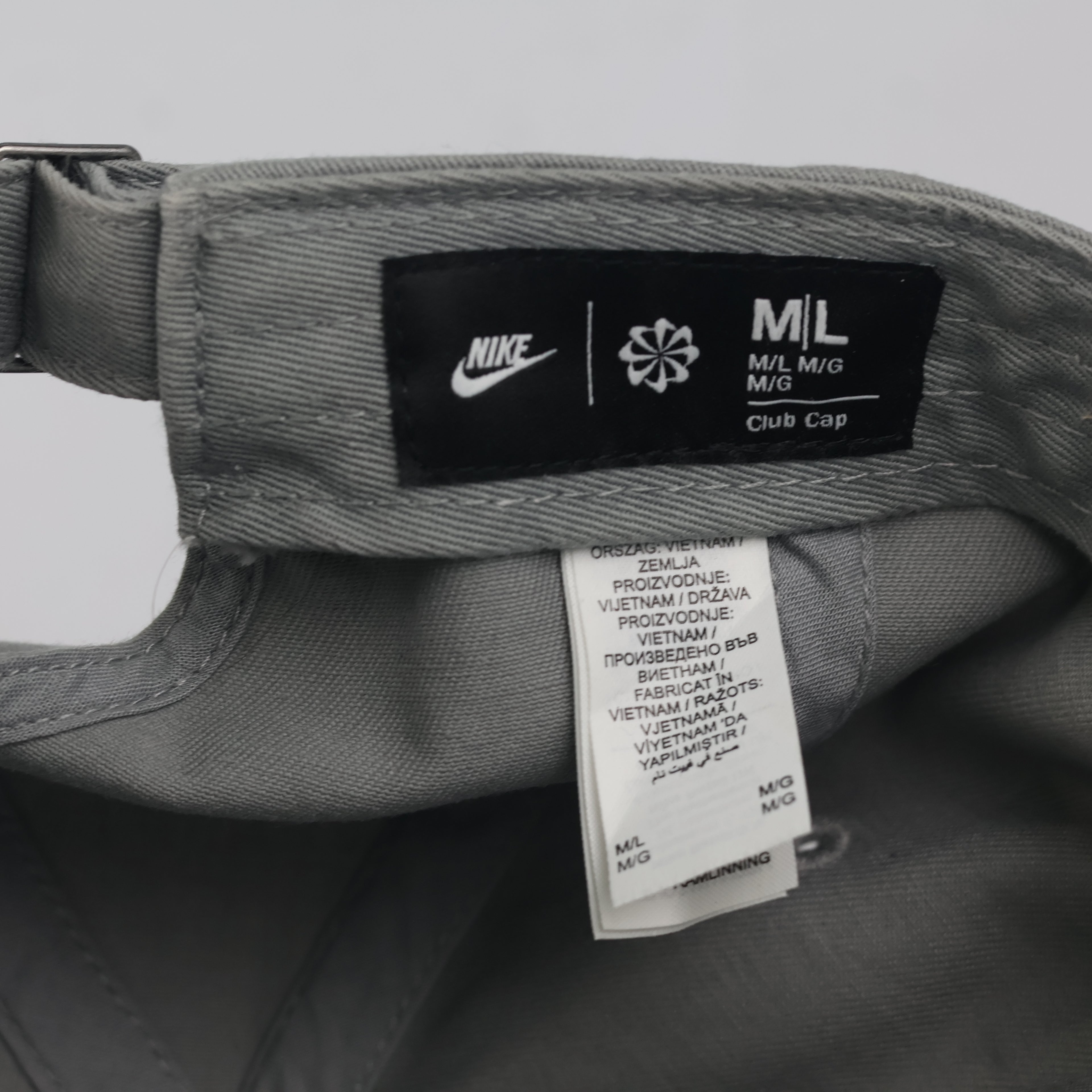 Classic Nike Swoosh Adjustable Cap - Grey Cotton Thrifted Twill Hat Size 57-59 cm