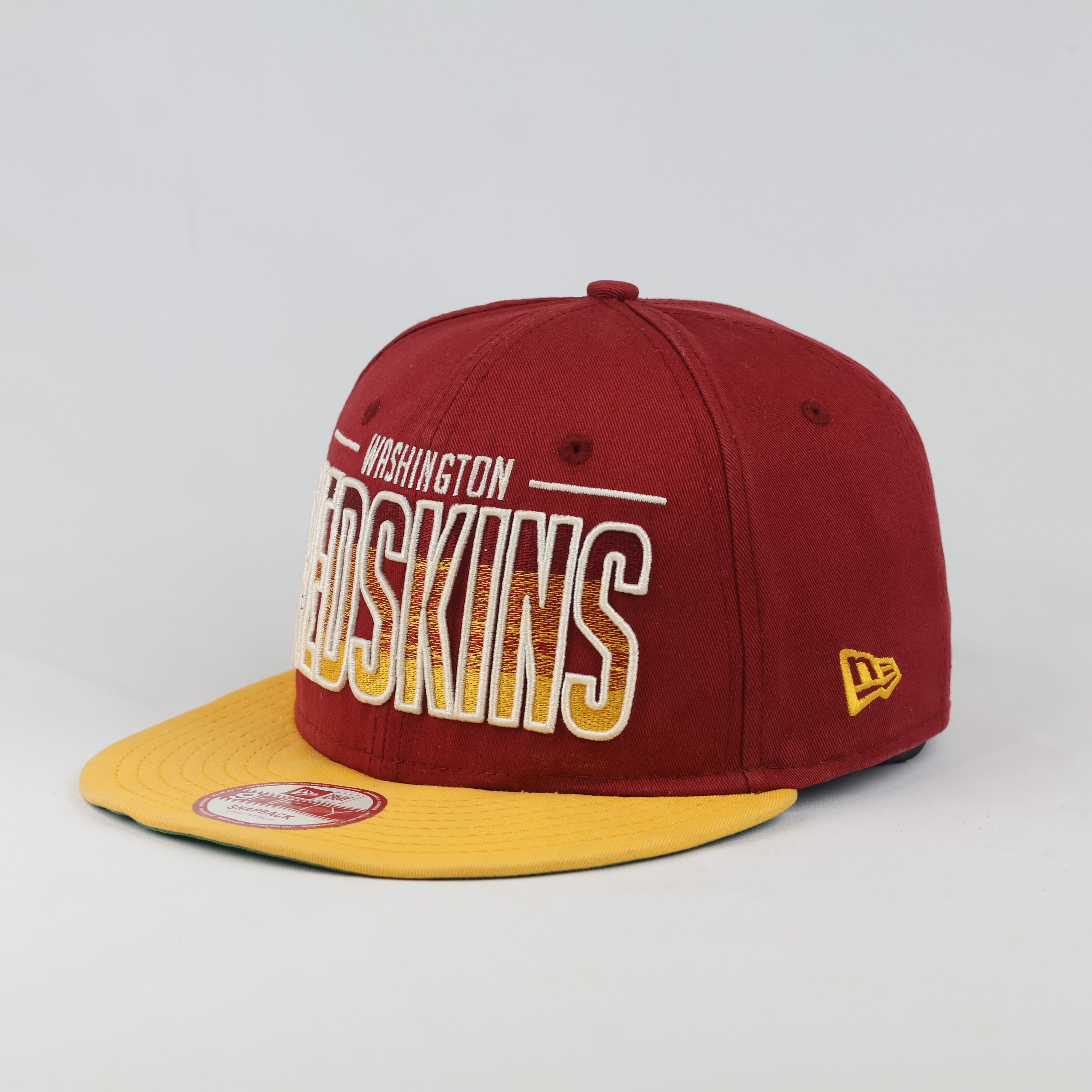 New Era 9FIFTY Washington Redskins Snapback Hat (Burgundy, 57-59cm)