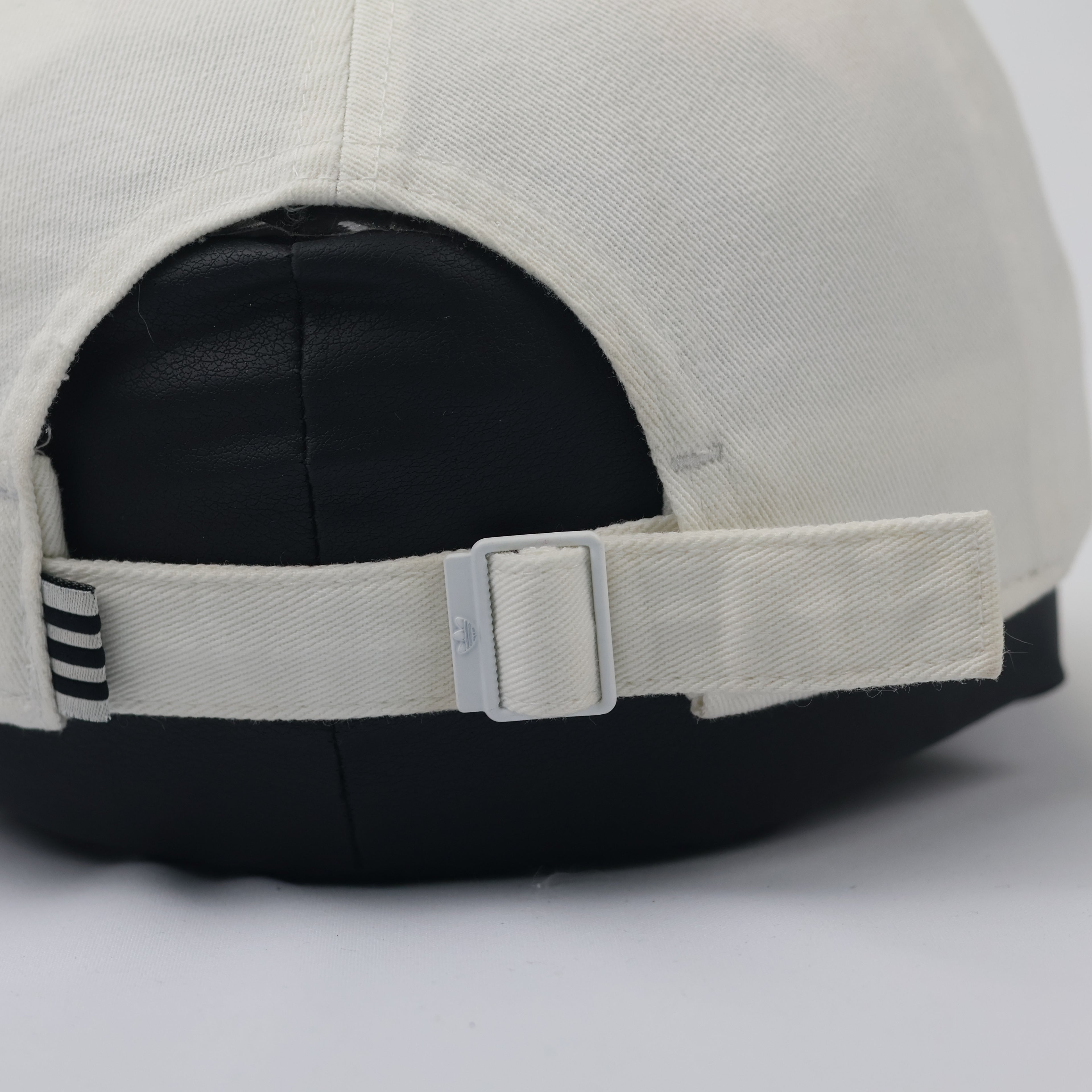 Adidas Originals Trefoil Embroidered Cap – Off-White (Thrifted)