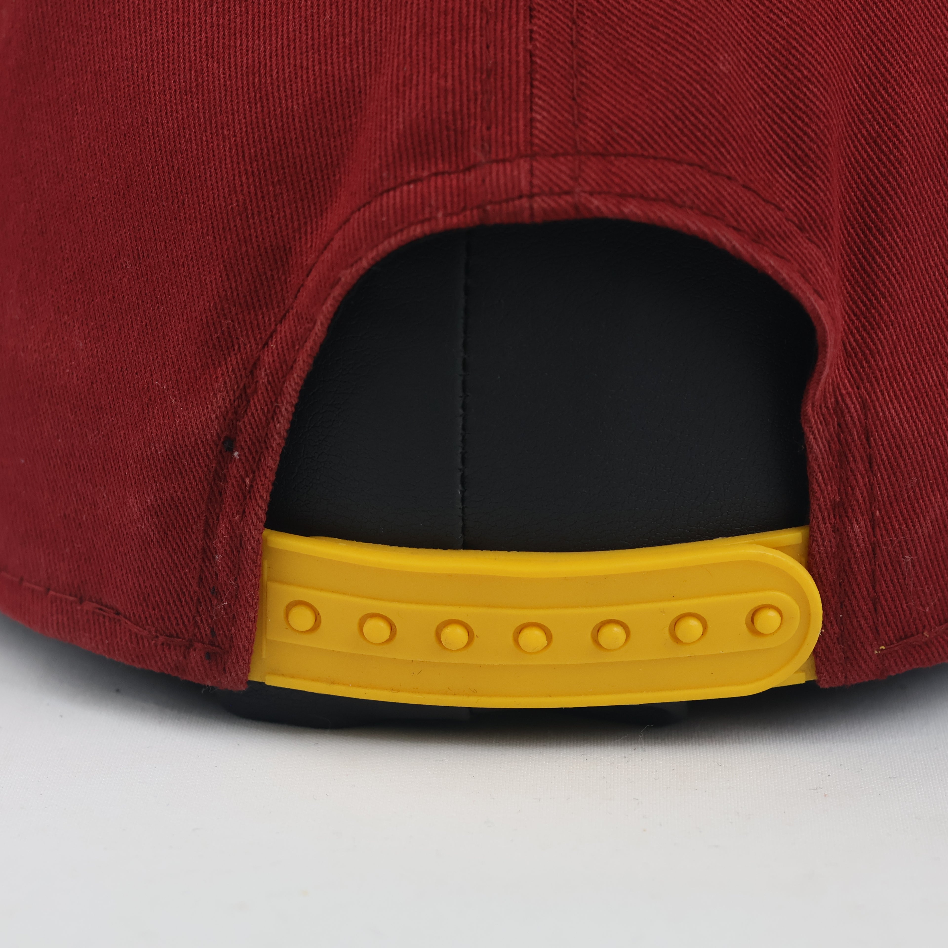 New Era 9FIFTY Washington Redskins Snapback Hat (Burgundy, 57-59cm)