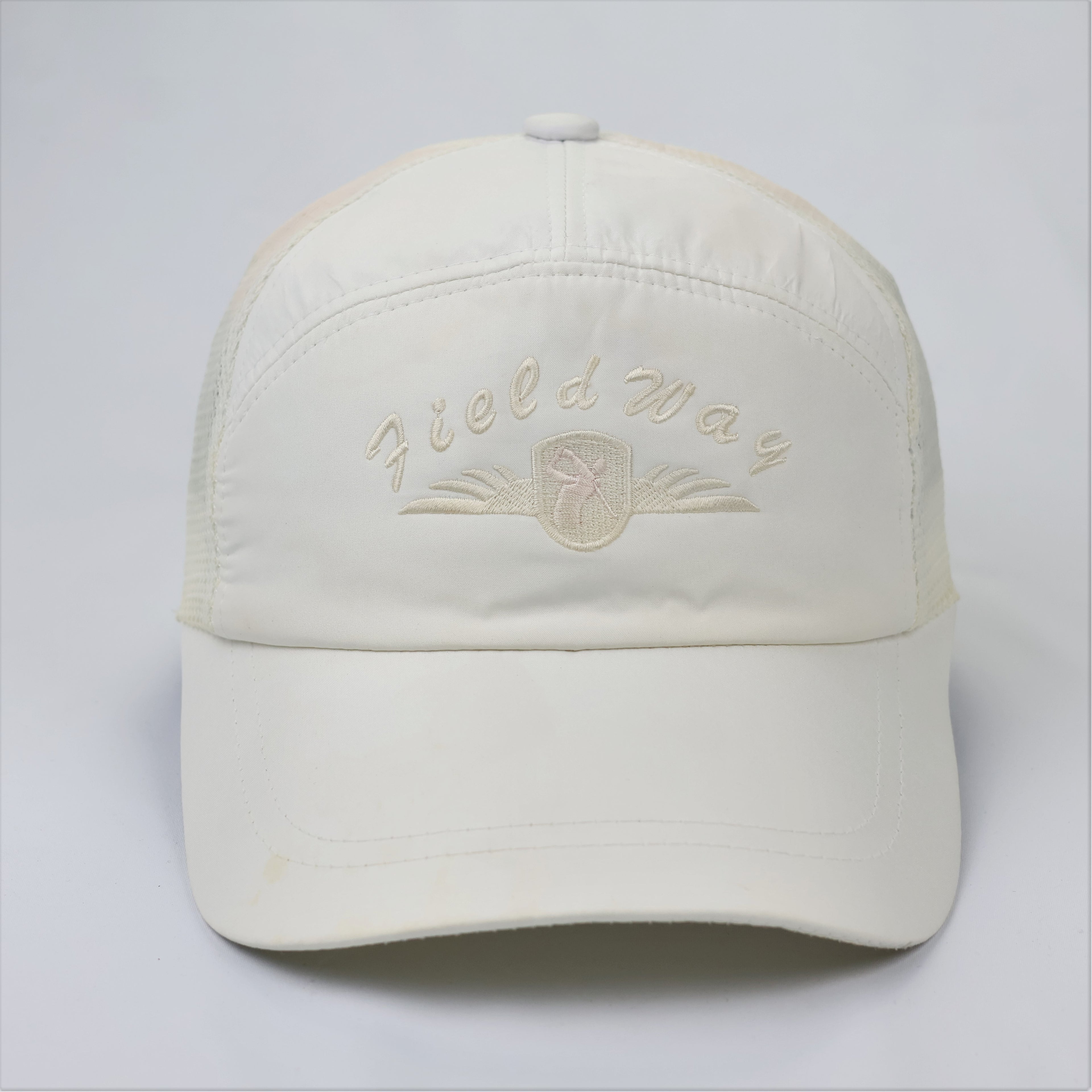 Field Way Embroidered Performance Trucker Hat – Off-White & Cream