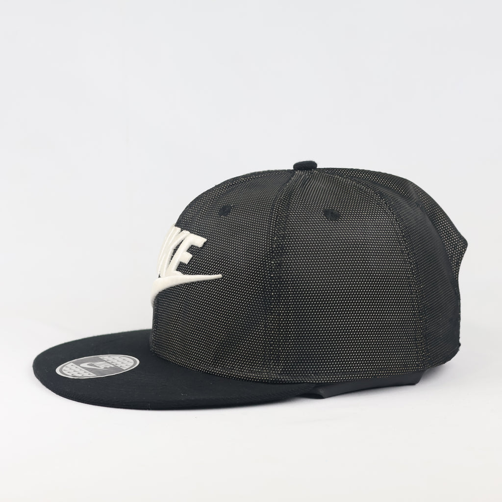 Classic Nike Spellout Snapback Cap - Black Thrifted Wool Blend Hat