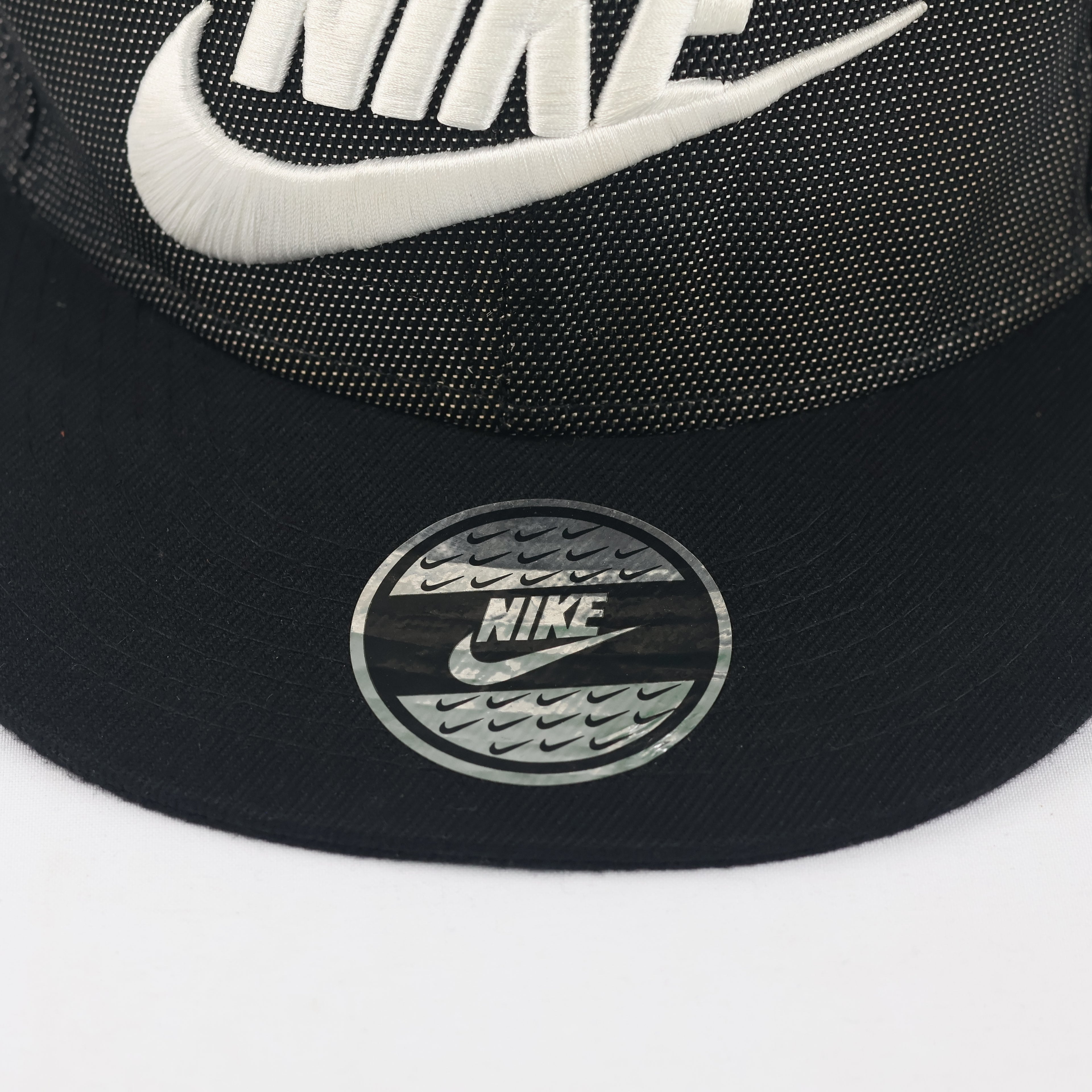 Classic Nike Spellout Snapback Cap - Black Thrifted Wool Blend Hat