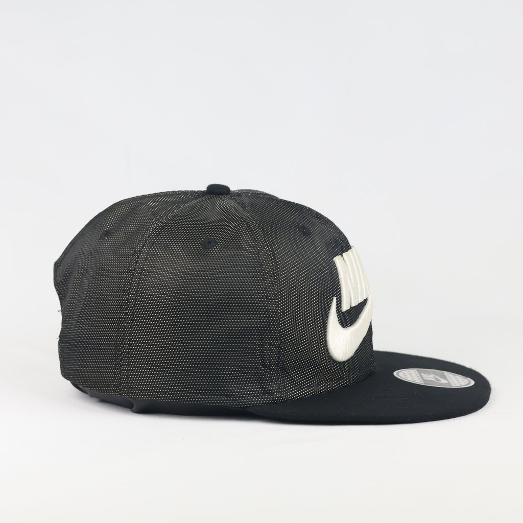 Classic Nike Spellout Snapback Cap - Black Thrifted Wool Blend Hat