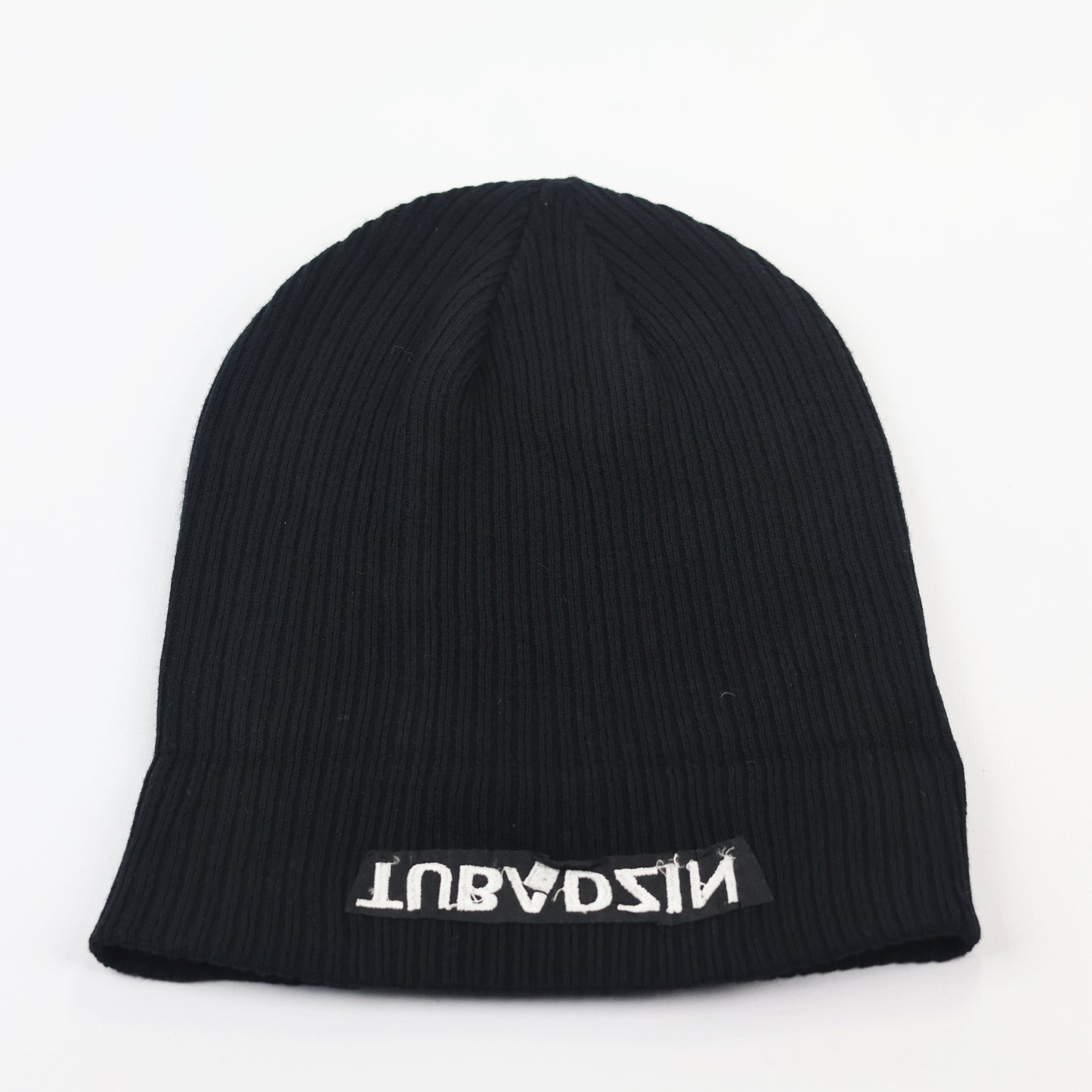 Beechfield Black Ribbed Beanie Hat with Tubadzin Embroidery