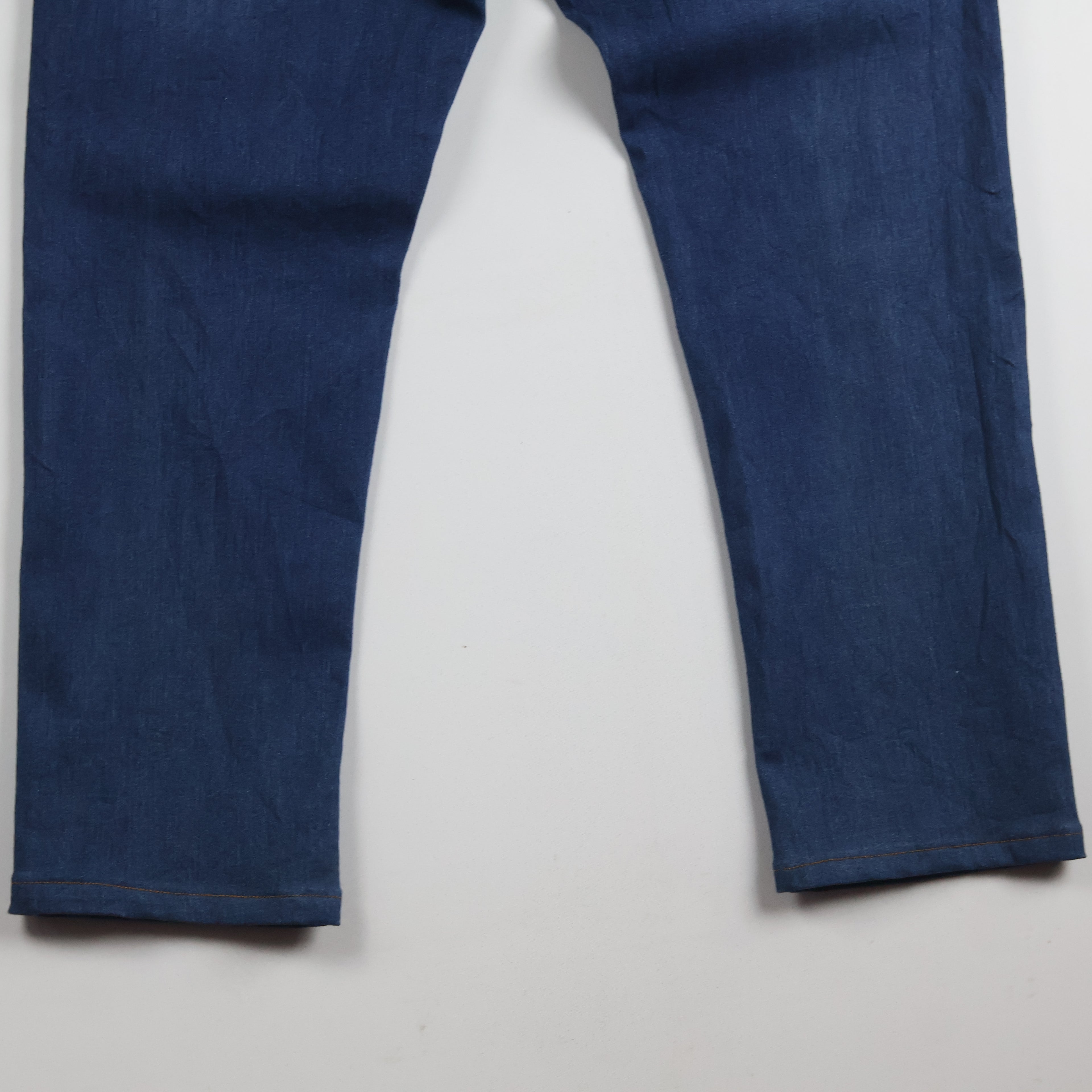 Thrifted Stretch Comfort Men's Blue Straight Leg Jeans 34 Waist/ J1023