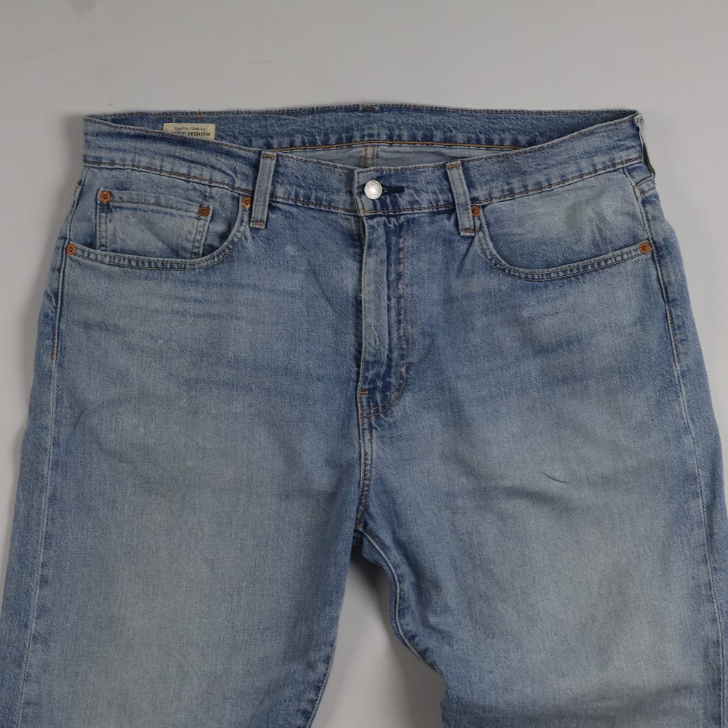 Vintage Levi's 501 Men's Light Blue Thrifted Denim Jeans 38 Waist