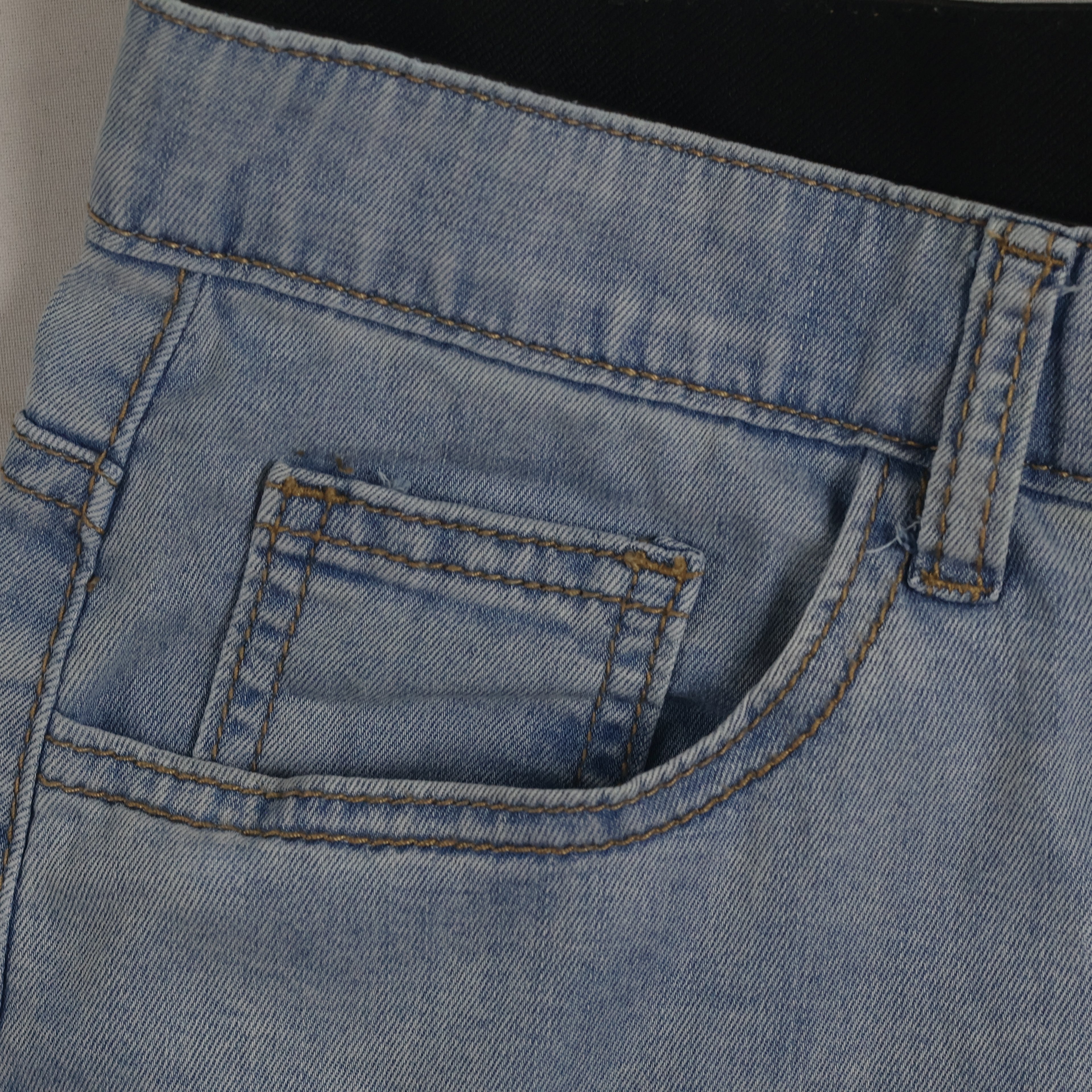 Thrifted Wide Leg Relaxed Light Blue Jeans 28-30 Waist/ J1020