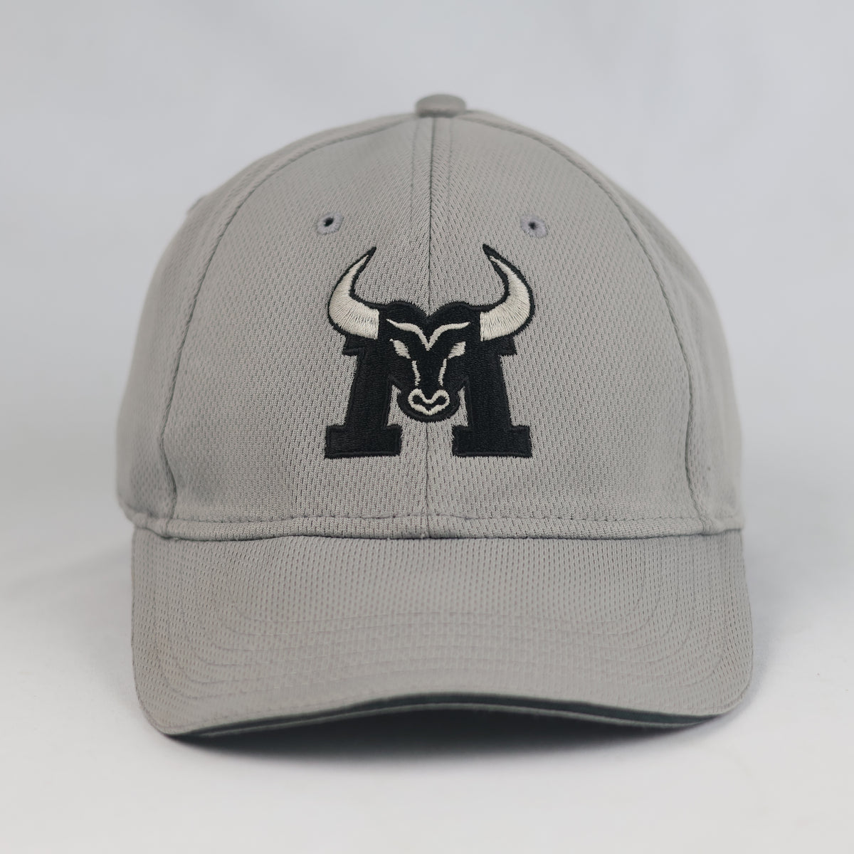 Thrifted Cool Comfort Grey Bull Embroidered Baseball Cap | 10786