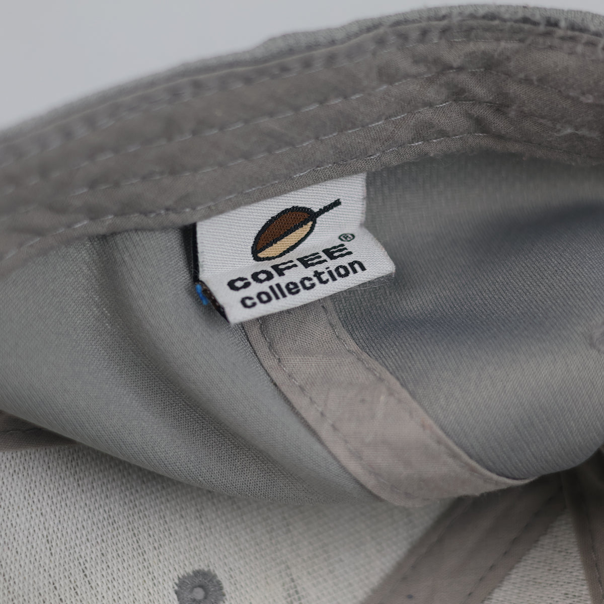 Thrifted Cool Comfort Grey Bull Embroidered Baseball Cap | 10786