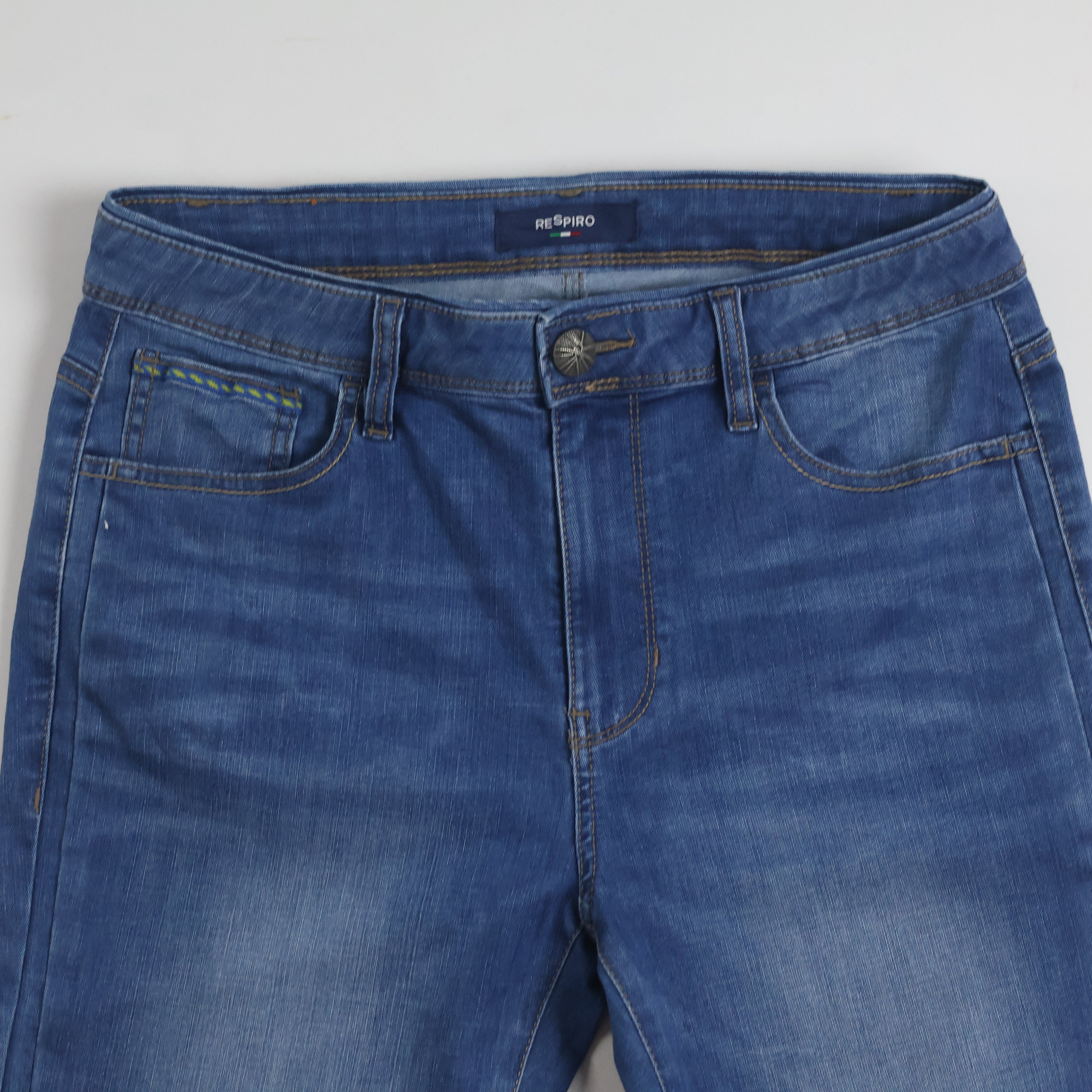 Thrifted Respiro Men's Blue Flare Bootcut Jeans 32 Waist/ J1029