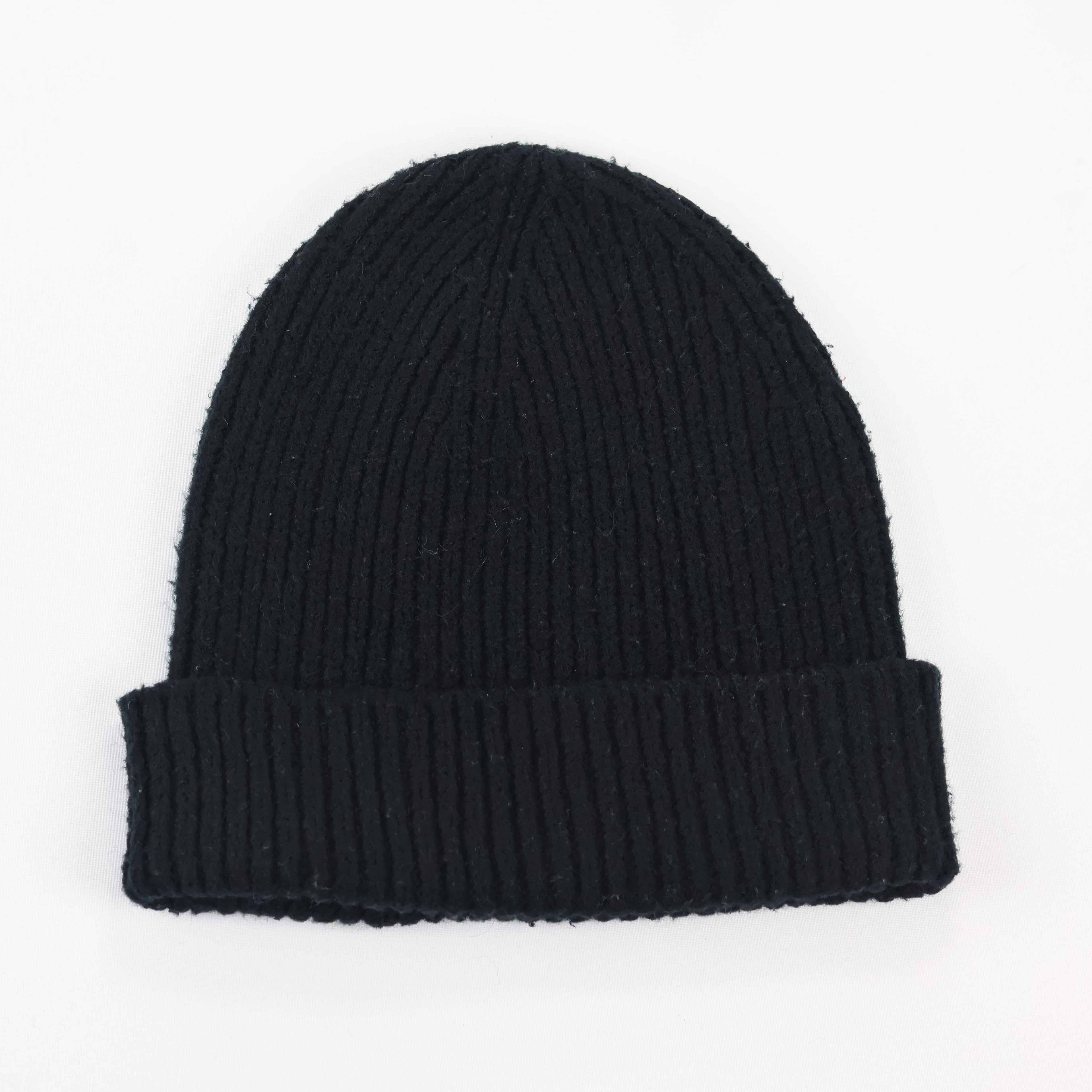 Tommy Hilfiger Signature Flag Thrifted Beanie – Black Ribbed Winter Knit Hat