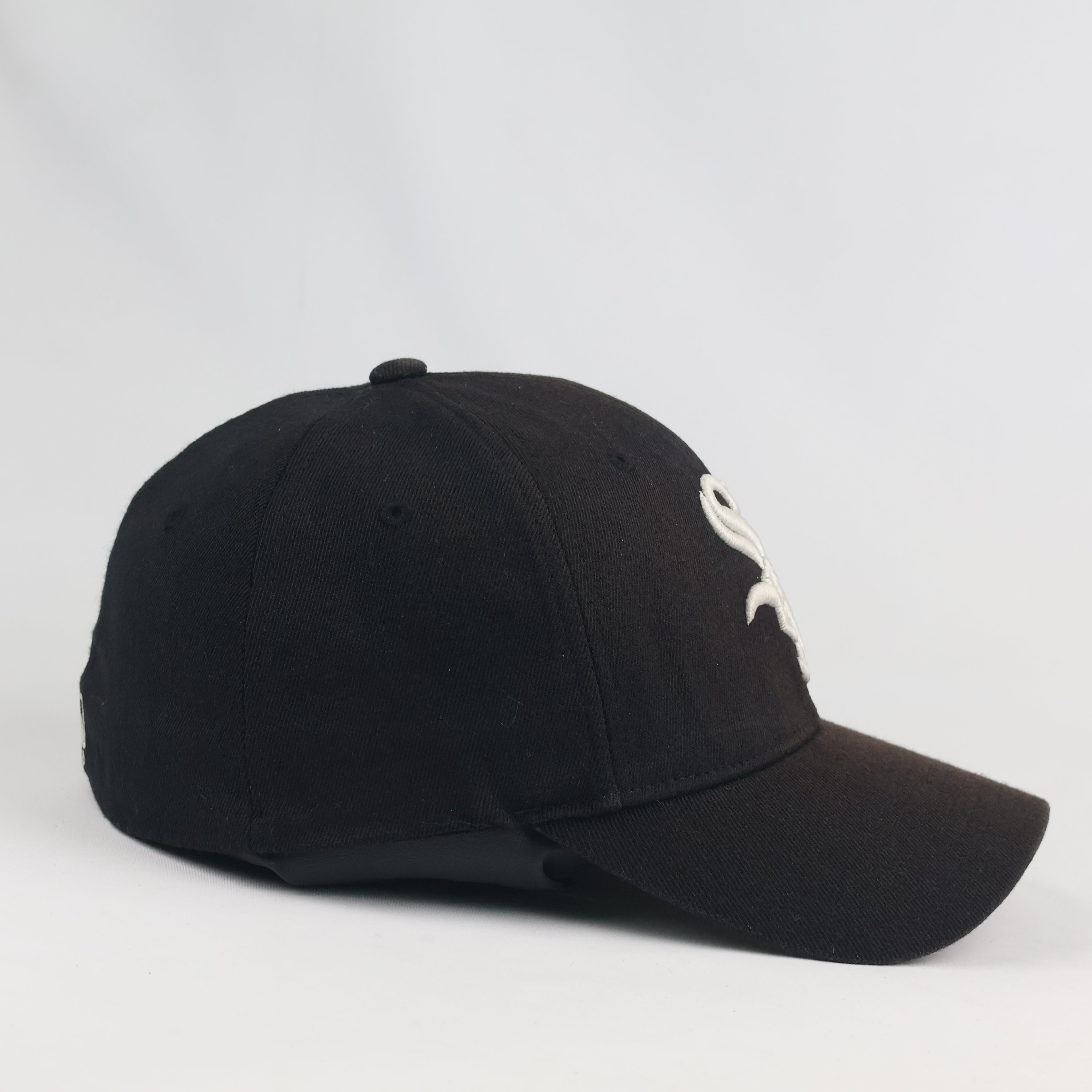 Vintage Chicago White Sox MLB Hat | Black Adjustable Cap 57-58 cm
